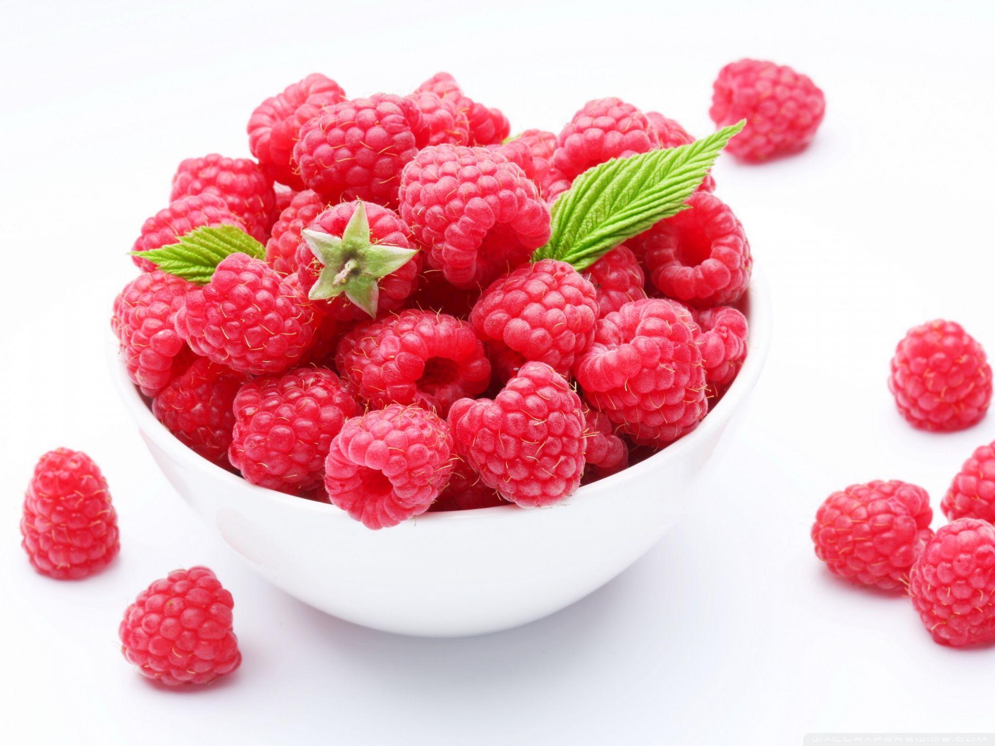 2048x1536 Yummy Raspberries ❤ 4K HD Desktop Wallpaper for 4K Ultra HD TV
