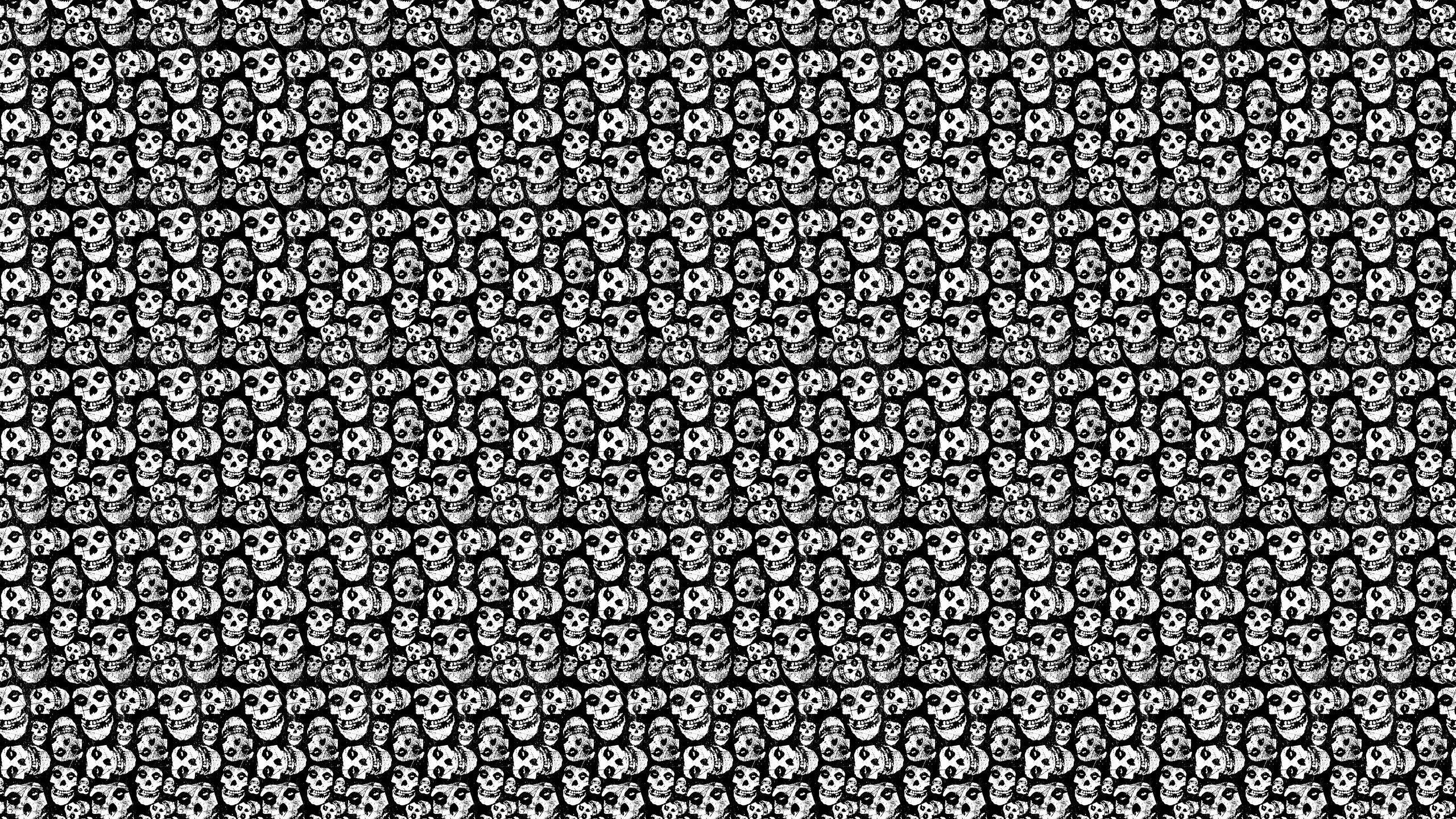 2560x1440 Misfits Wallpaper