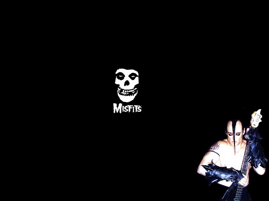 1024x768 Riot Violet.org Fronted Bands: The Misfits Wallpaper