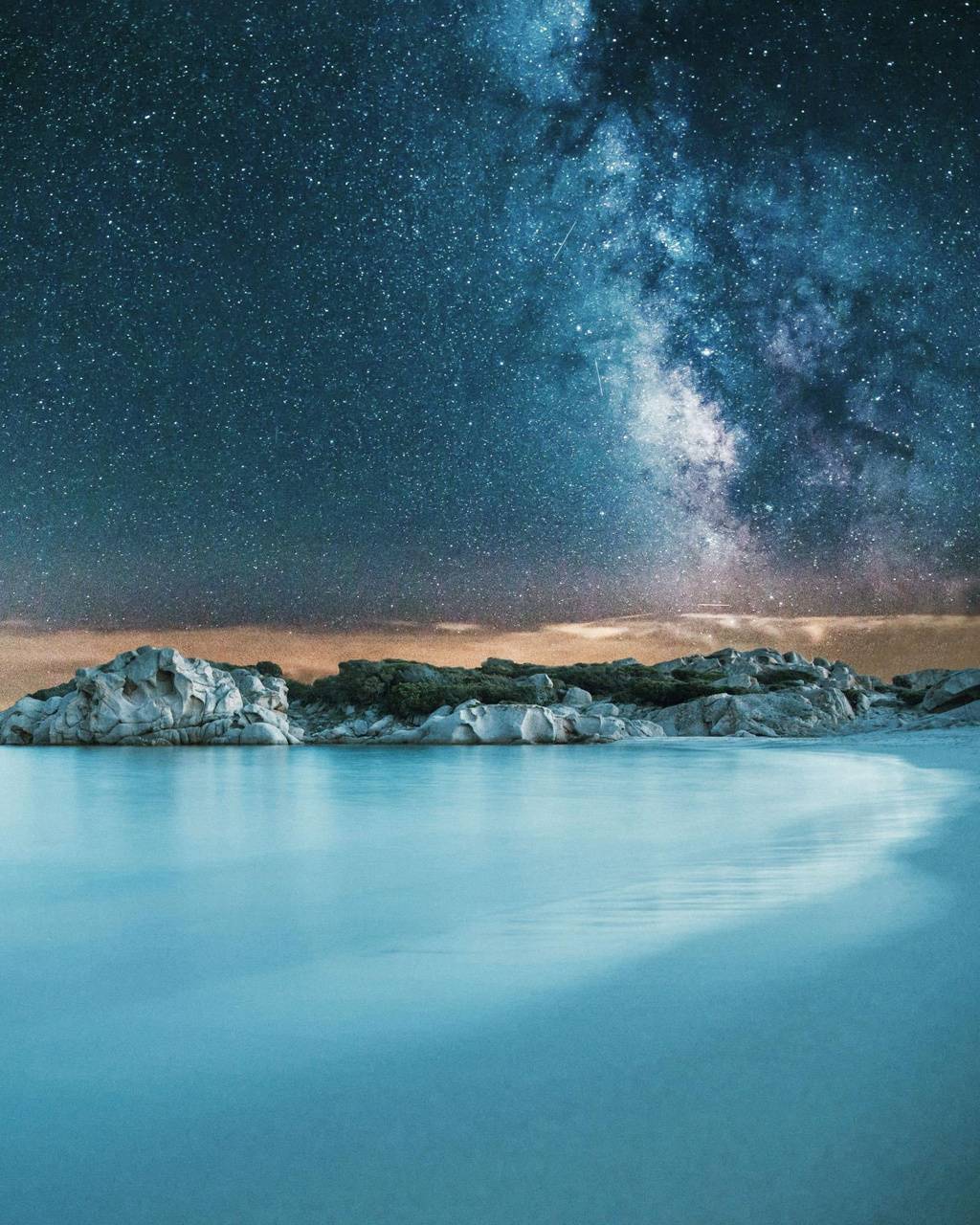 1024x1280 Corsica wallpaper