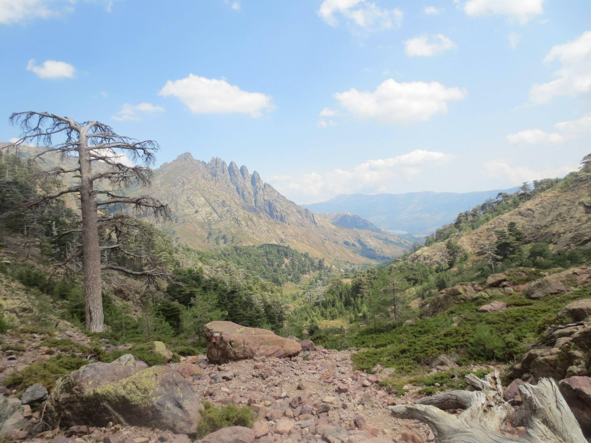 2048x1536 Corsica 4K wallpaper for your desktop or mobile screen free and easy to download