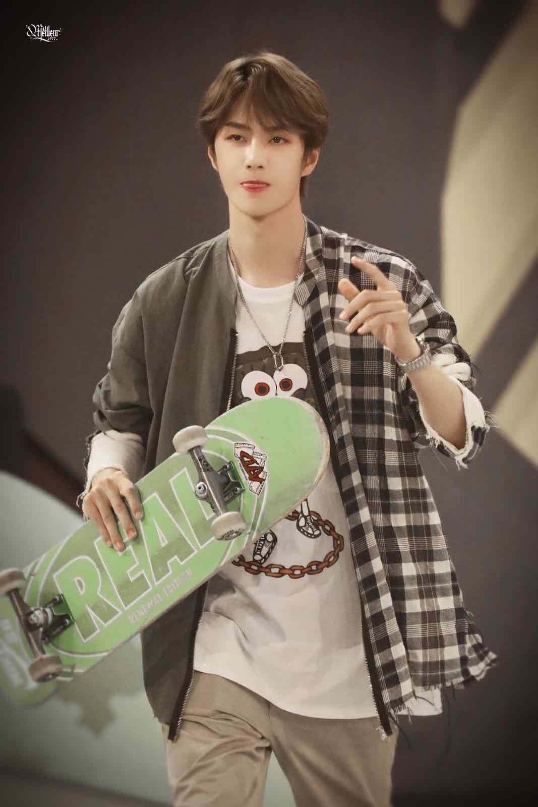 Wang Yibo Wallpapers - Top Free Wang Yibo Backgrounds - WallpaperAccess