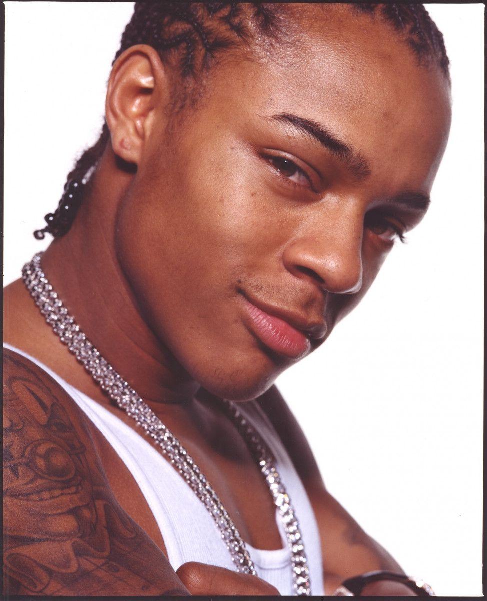 973x1200 Bow Wow wallpaper