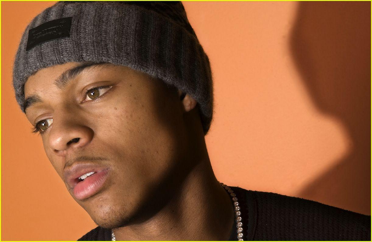1222x798 1024x768px Bow Wow