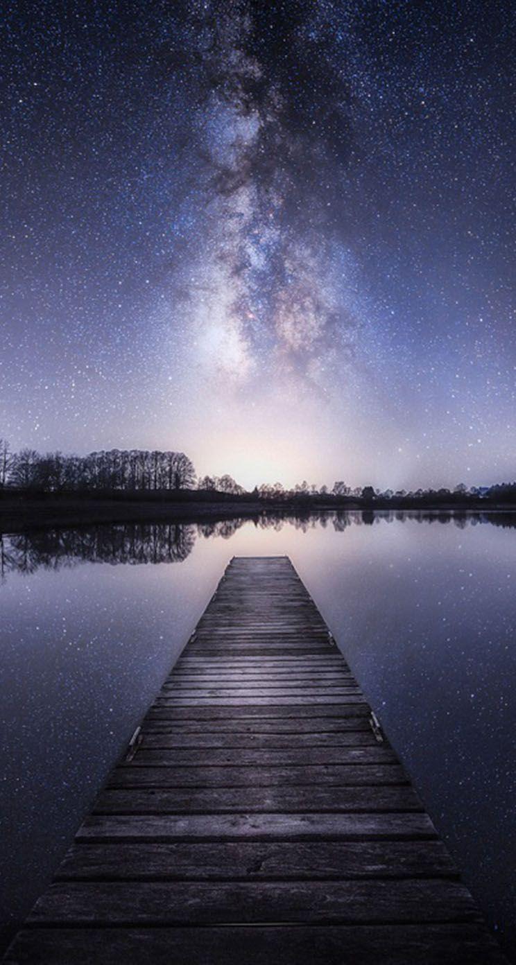 744x1392 The iPhone Wallpaper Pier to the Stars