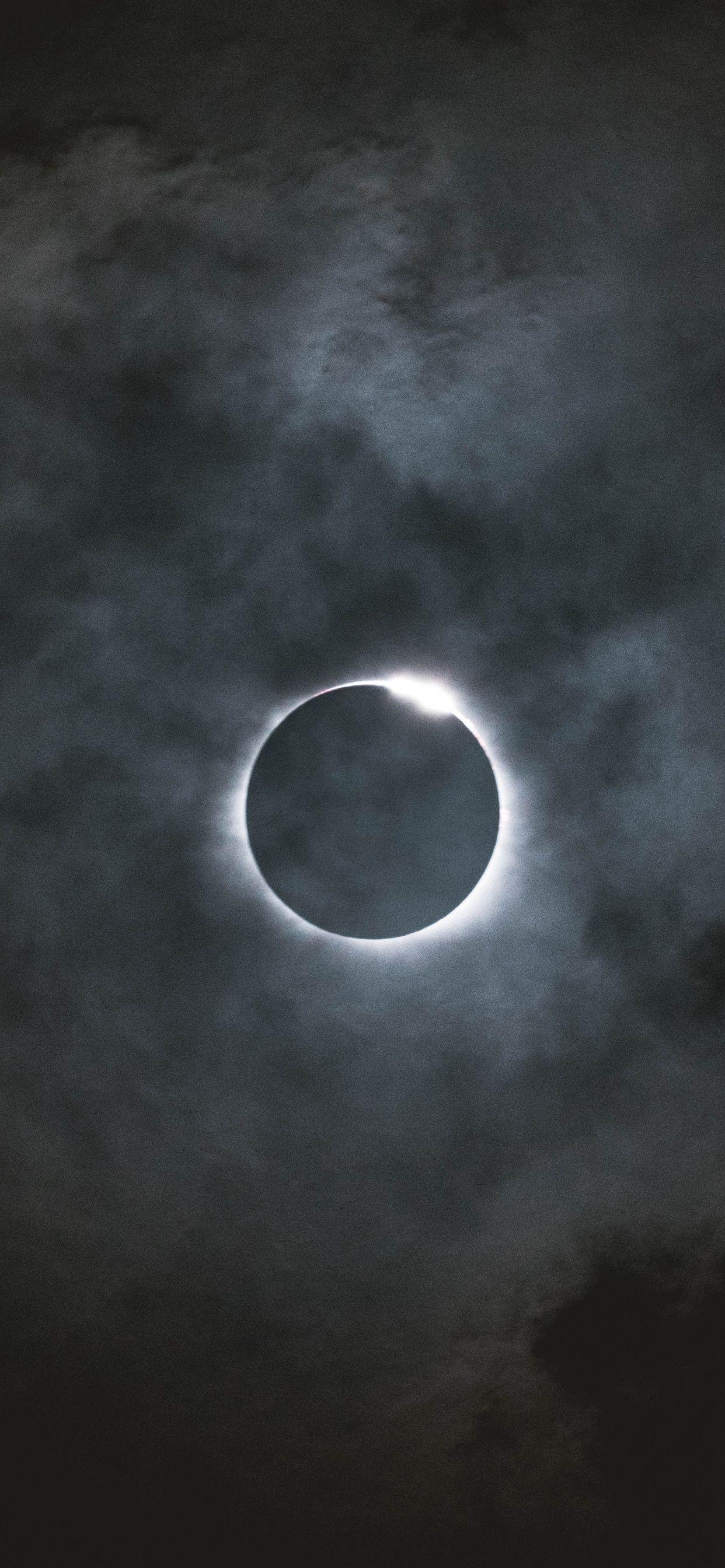 1242x2688 Eclipse, moon iPhone XS Max, X 3GS wallpaper download