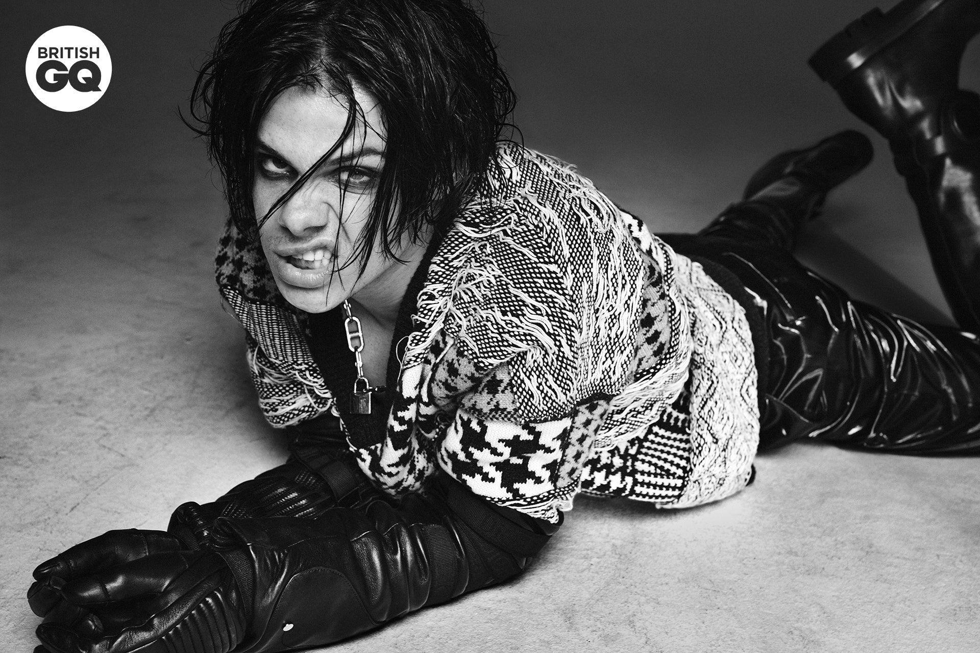 1920x1280 Yungblud dress gq hype: 'The Kardashian age is over'