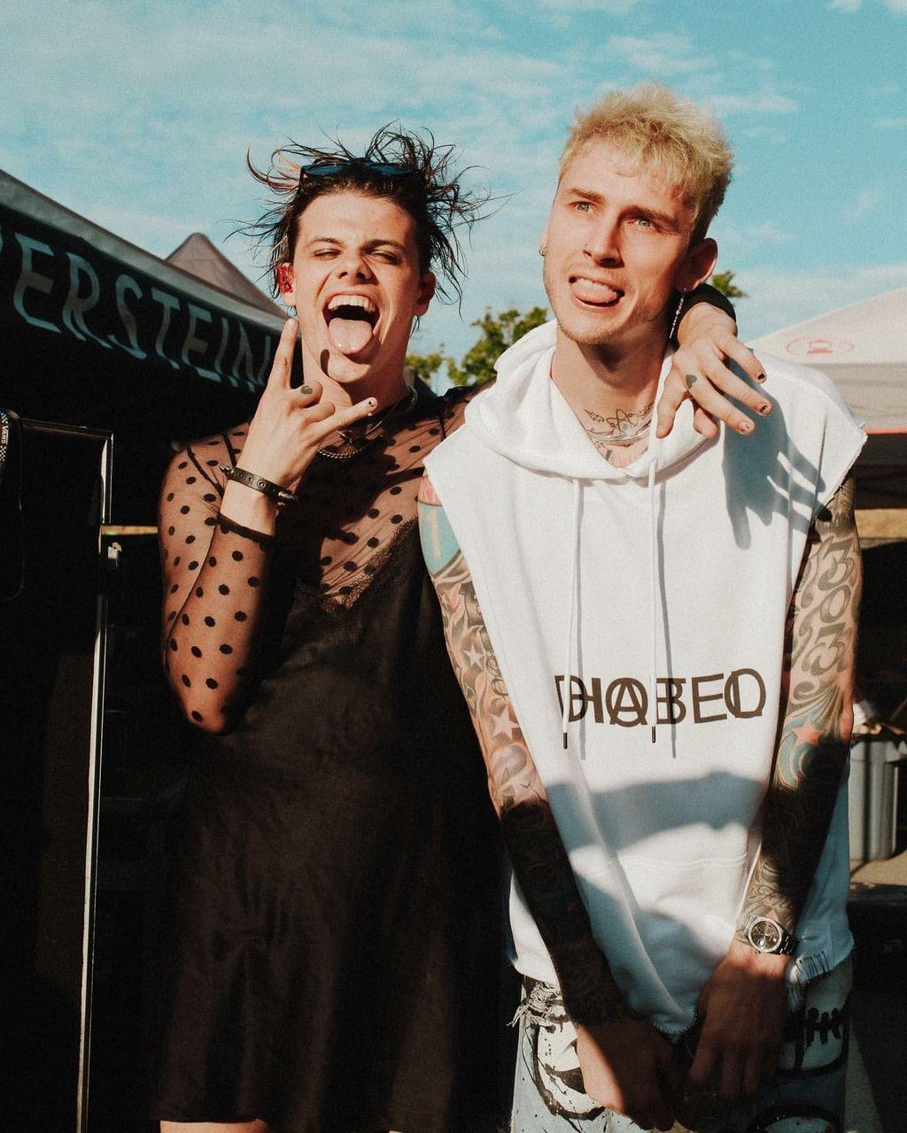 1024x1280 Machine Gun Kelly And Yungblud Image Gun Kelly And Yungblud