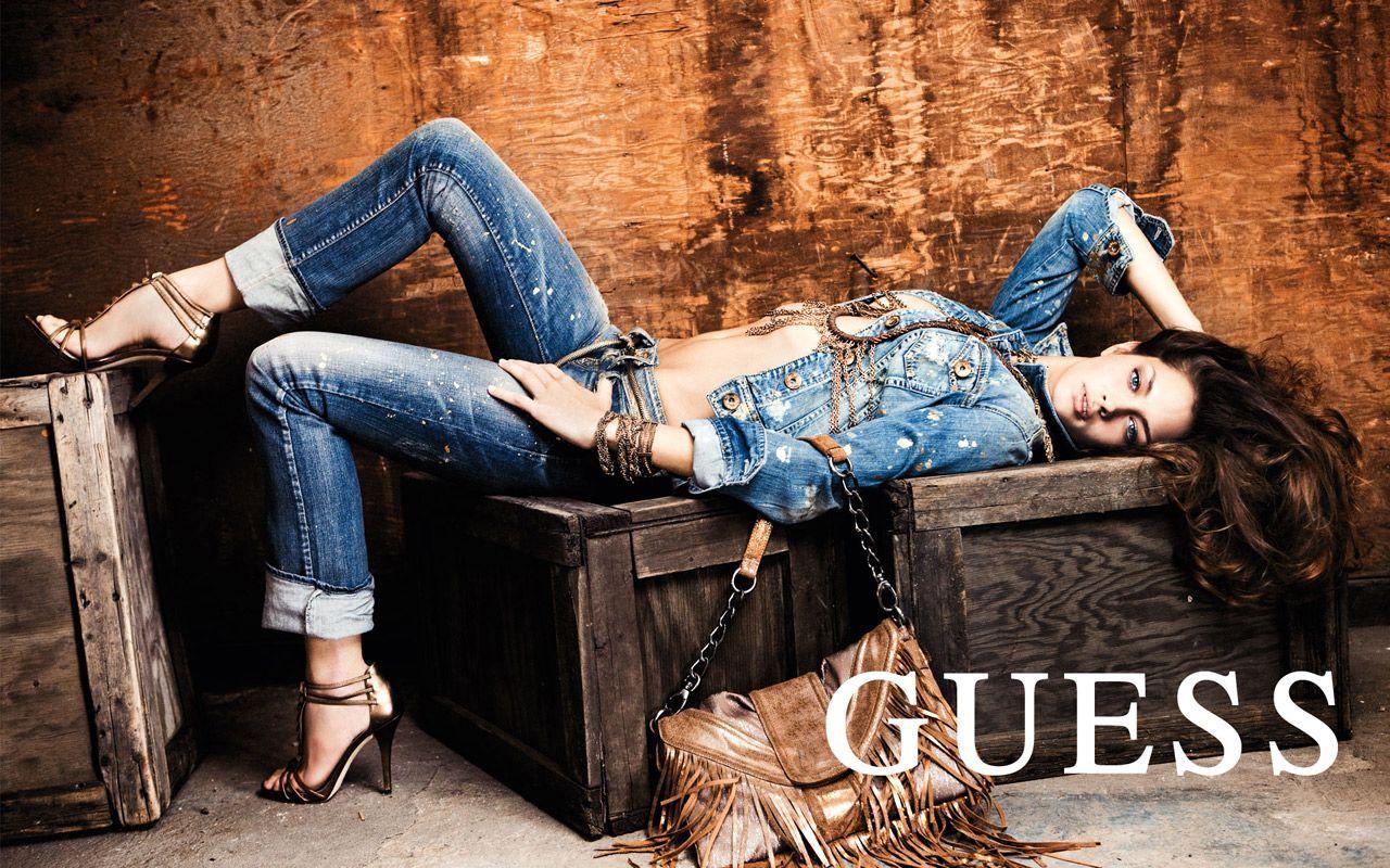 1280x800 Jeans Women Wallpaper