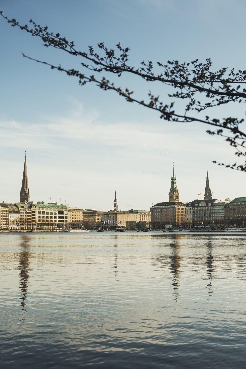 1000x1500 Hamburg Picture [Scenic Travel Photo]. Download Free Image