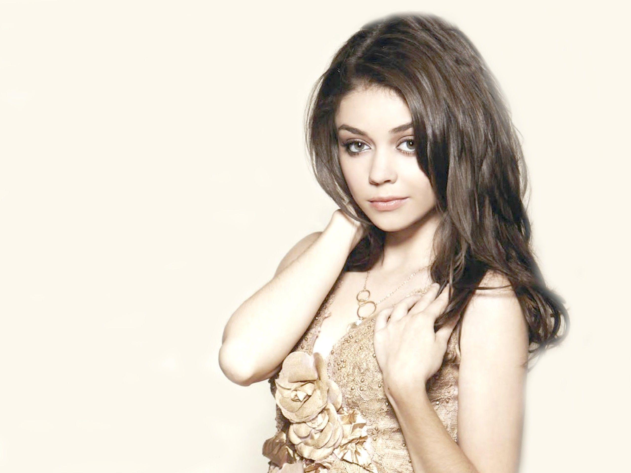 2560x1920 women, actress, Sarah Hyland wallpaper