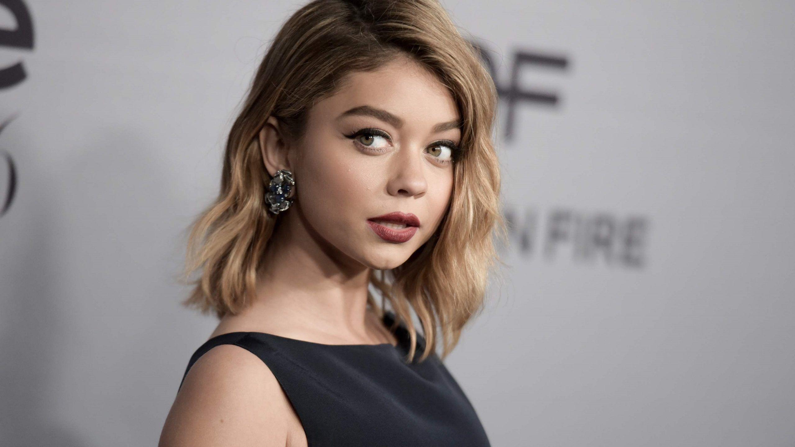 2560x1440 Sarah Hyland Wallpaper. HD Wallpaper Background