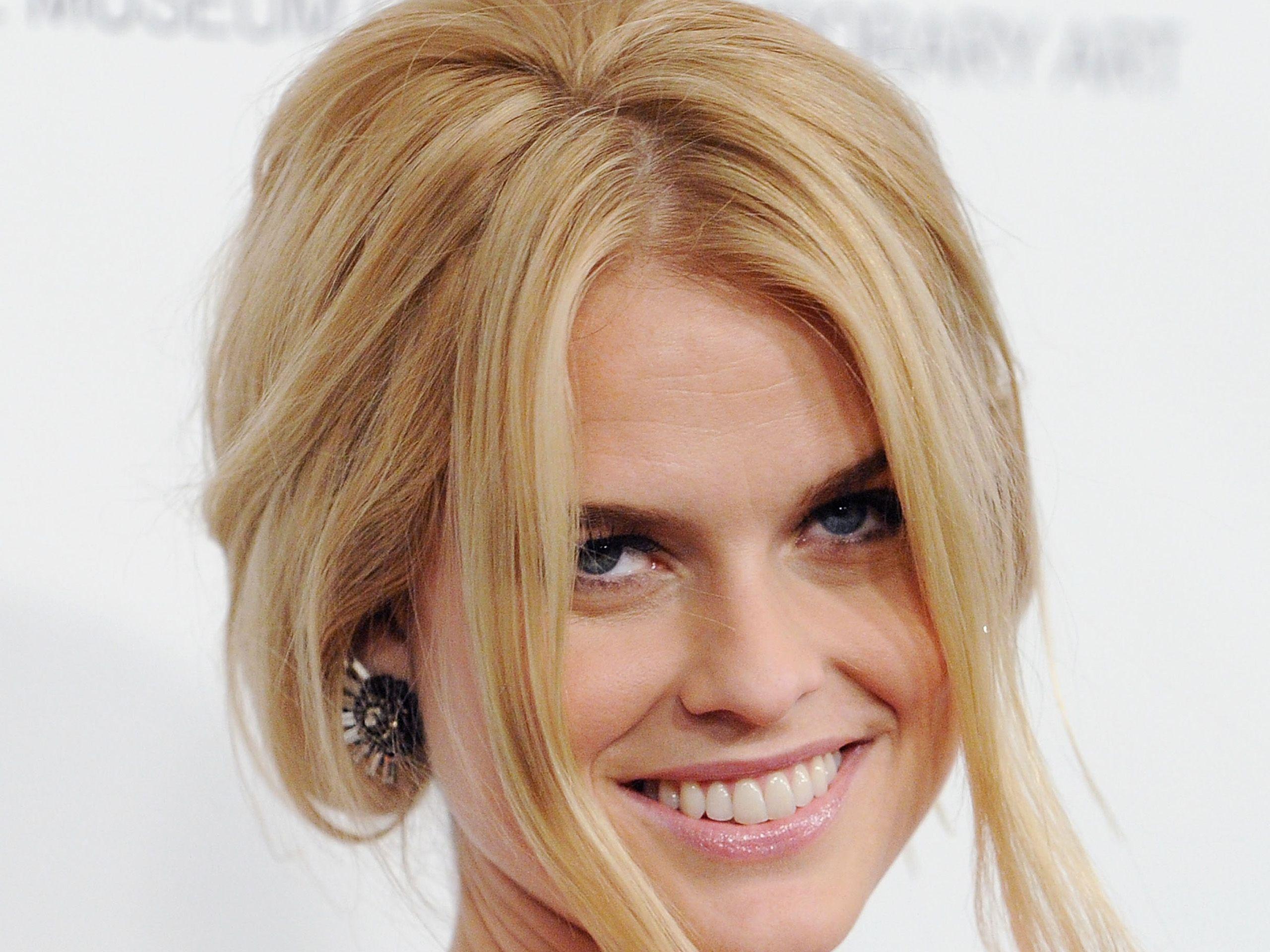 2560x1920 PC Alice Eve Wallpaper, Georgy Diegan