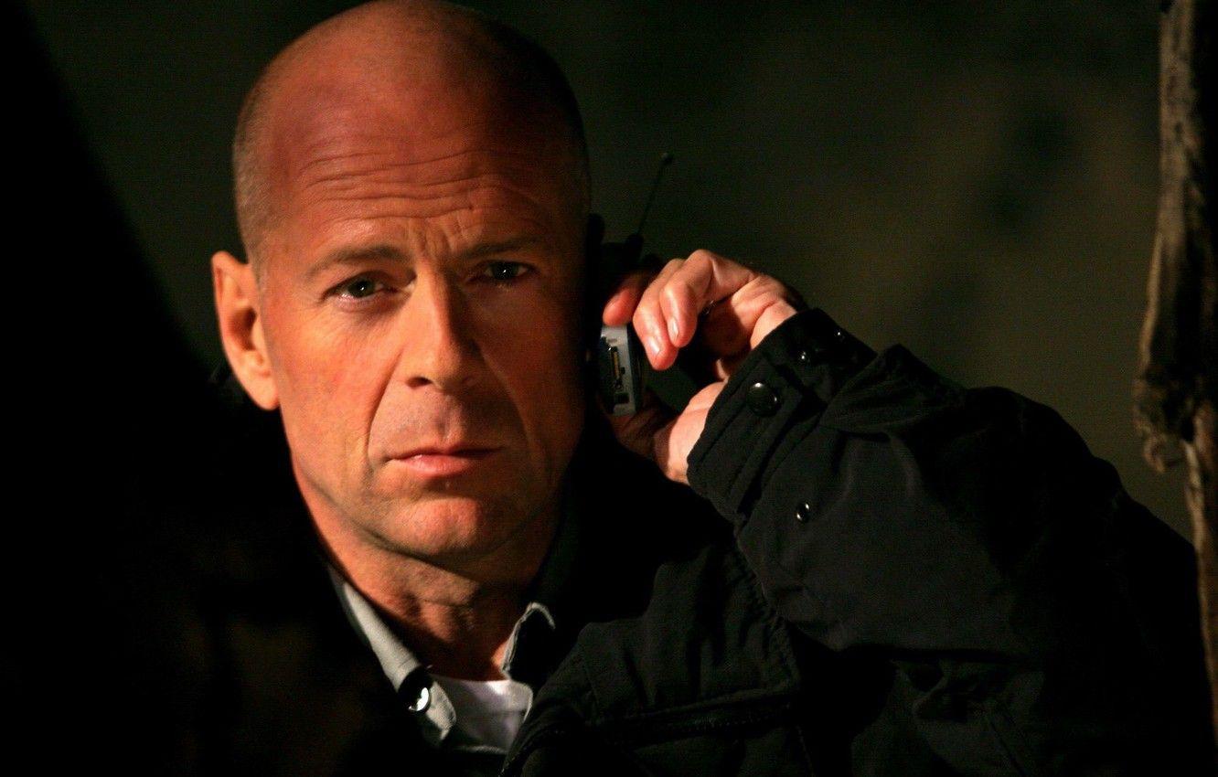 1332x850 Wallpaper actor, Bruce Willis, Bruce Willis, American actor image for desktop, section мужчины