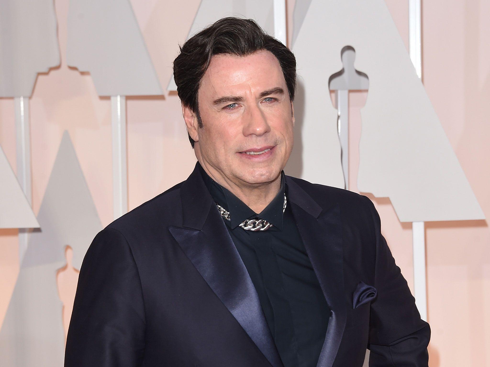 2048x1536 John Travolta Wallpaper