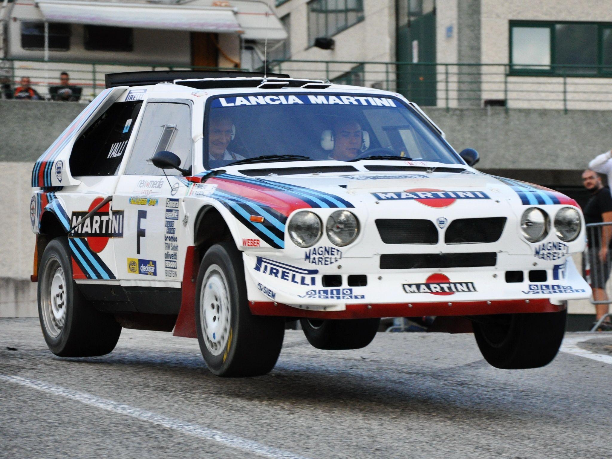 2048x1536 Lancia Delta S4 Rally Car wallpaperx1536