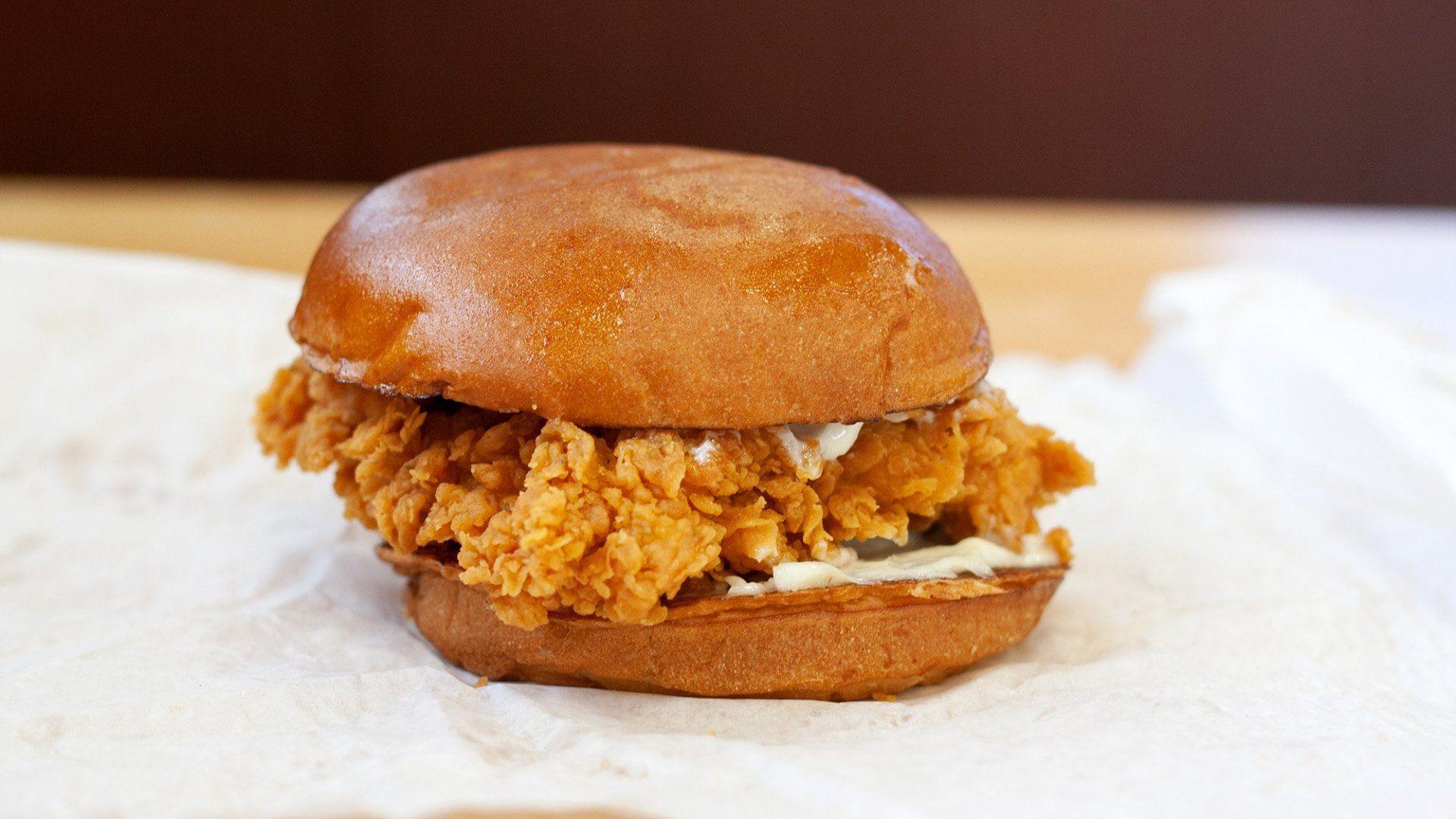 1920x1080 Popeyes Just Announced That The Chicken Sandwich War Is On Again (Wendy's And Chick Fil A Should Be Worried)