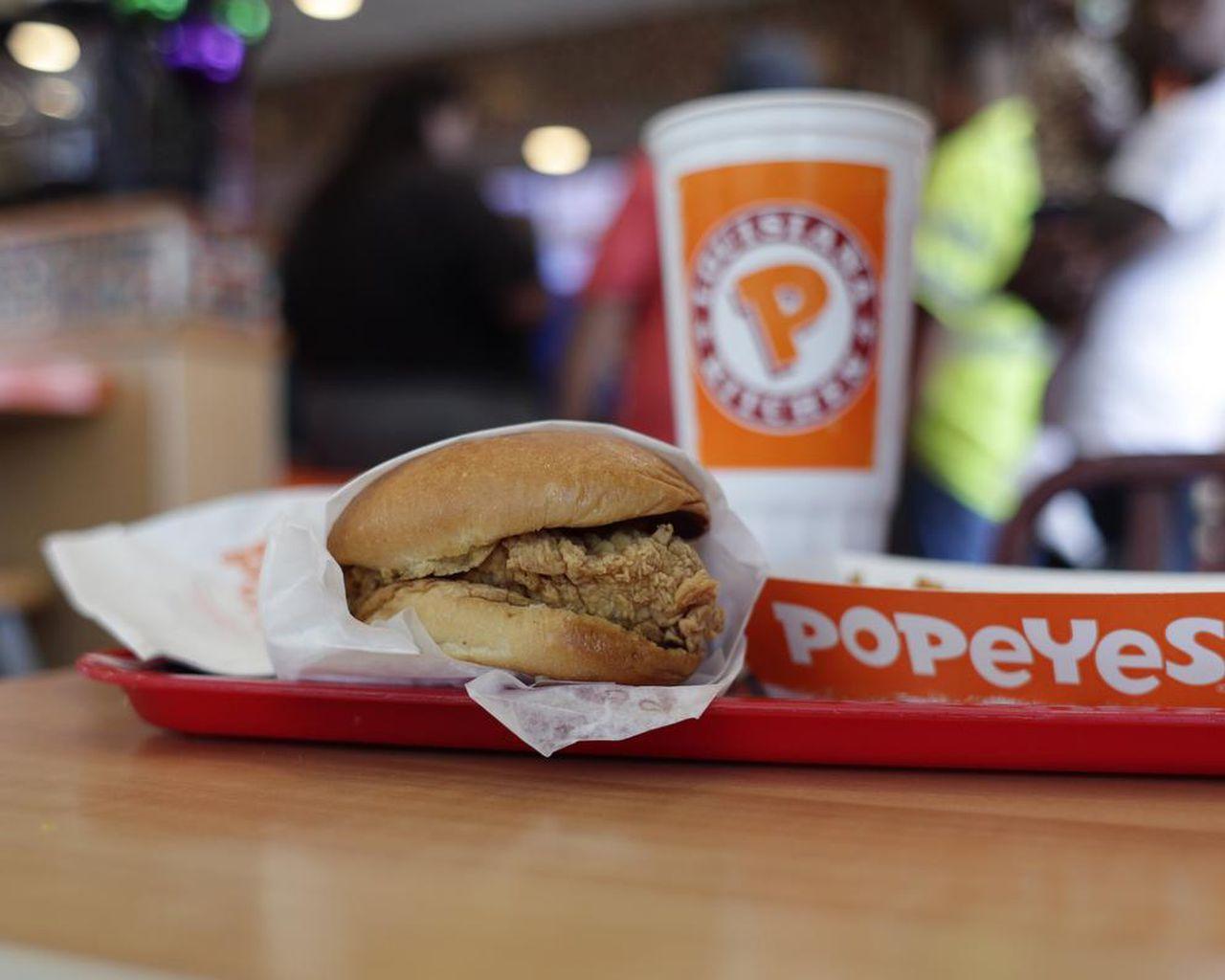 1280x1024 Popeyes famous chicken sandwich coming to Canadian outlets in September