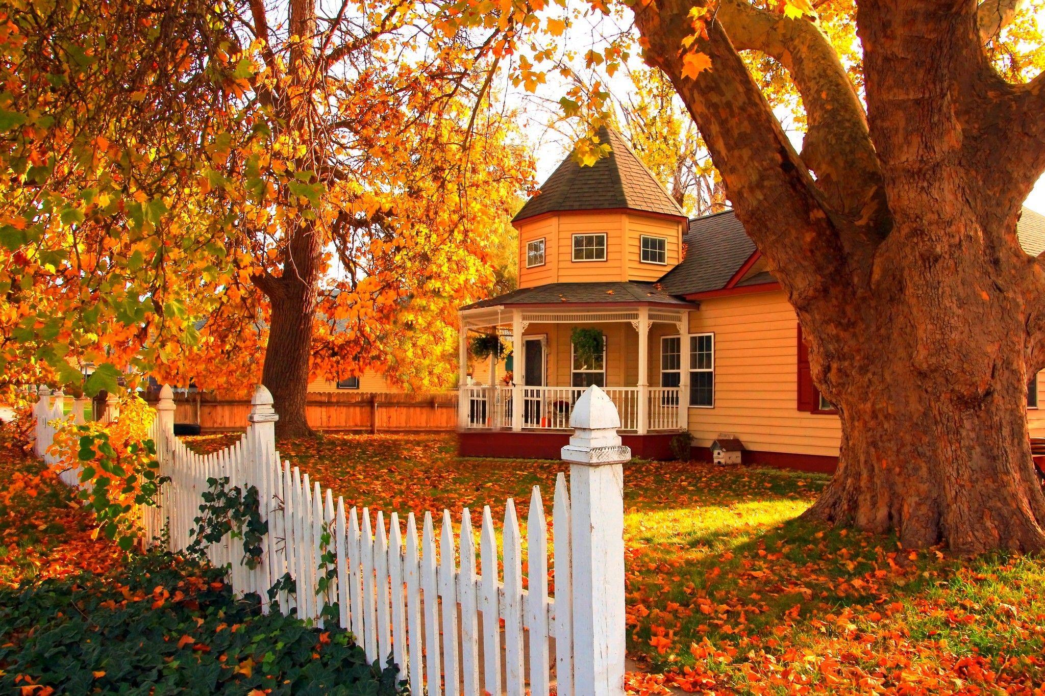 2048x1365 Fall Background House