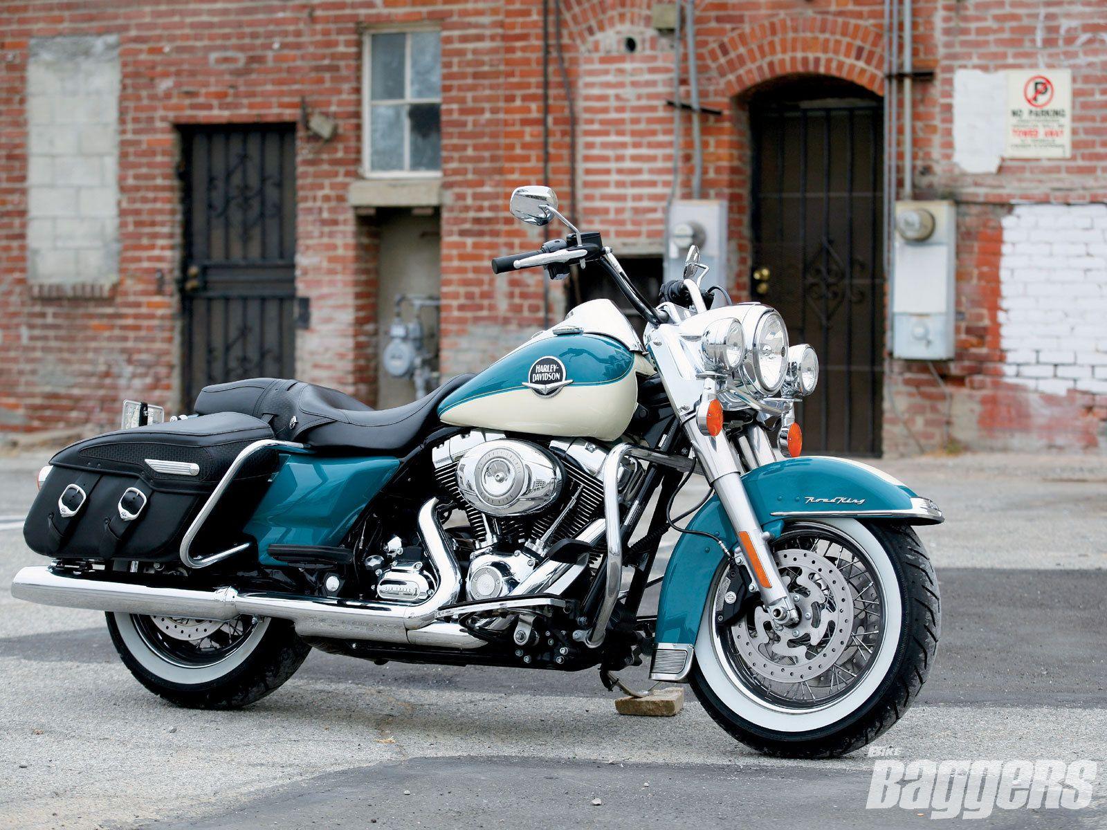 1600x1200 New Reliable Motorcycle Harley Davidson CVO Road King Wallpaper And Image, Picture, Photo