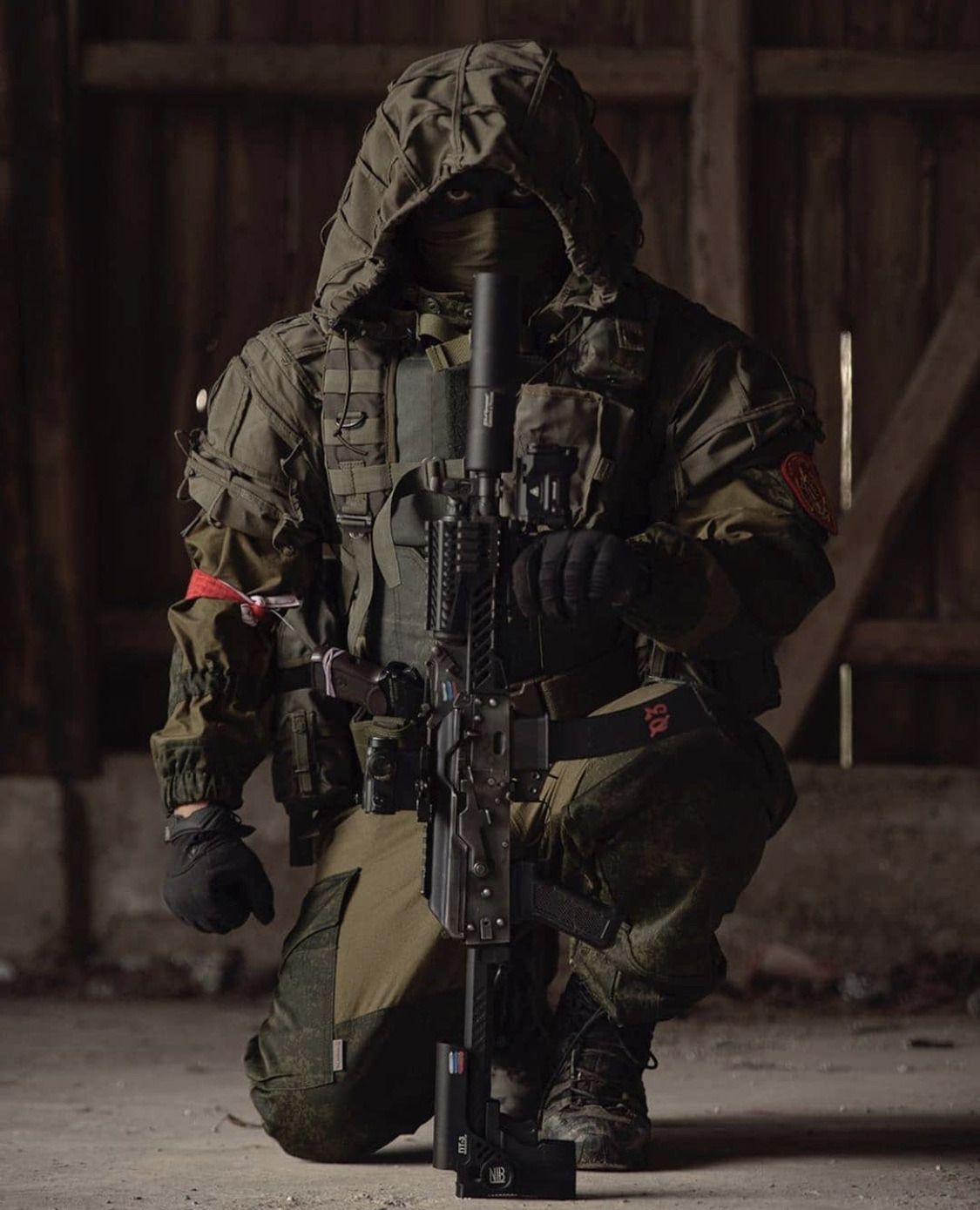 1125x1389 Frogman Wallpaper