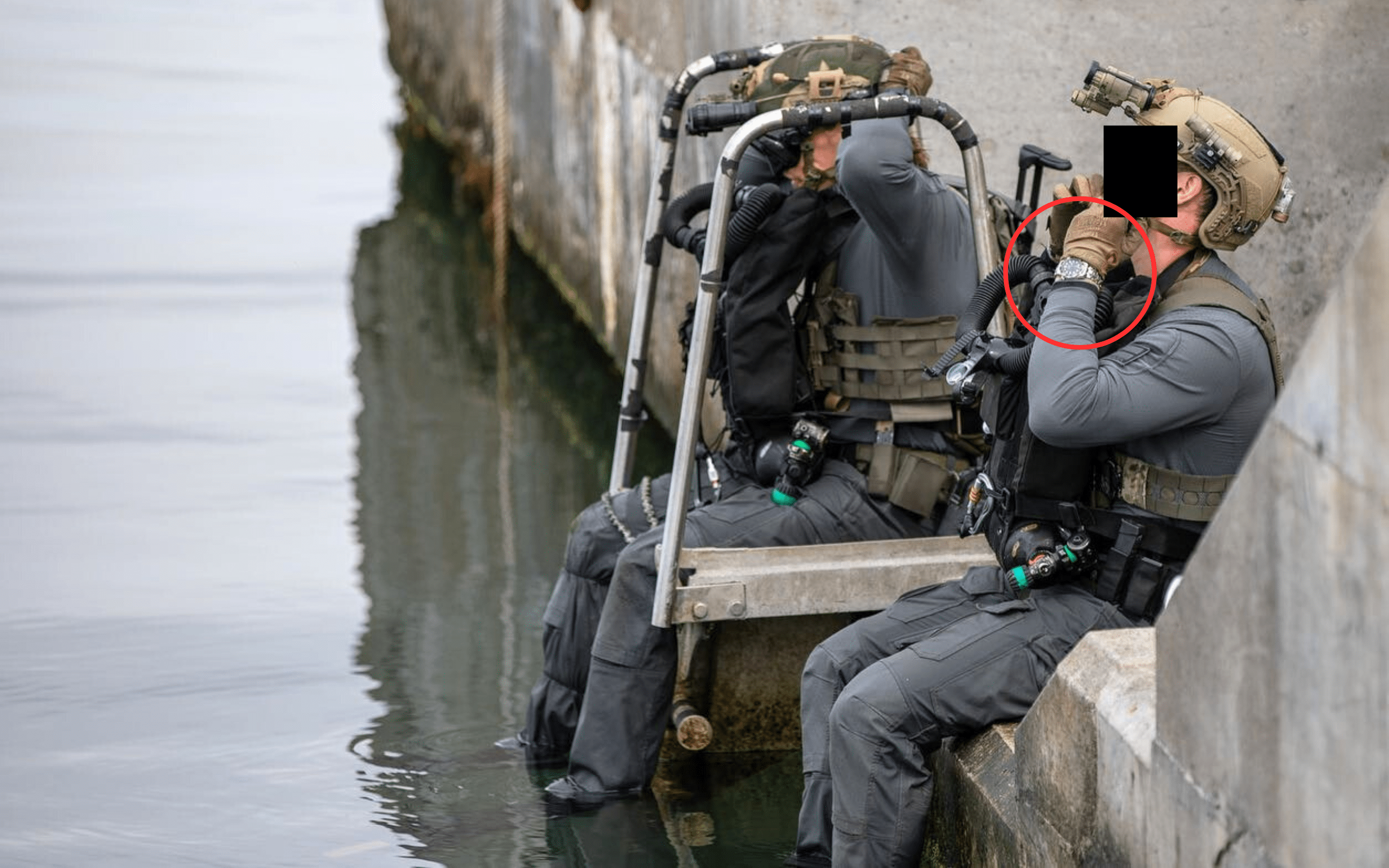 2560x1600 Military & Intelligence Watch Spotting