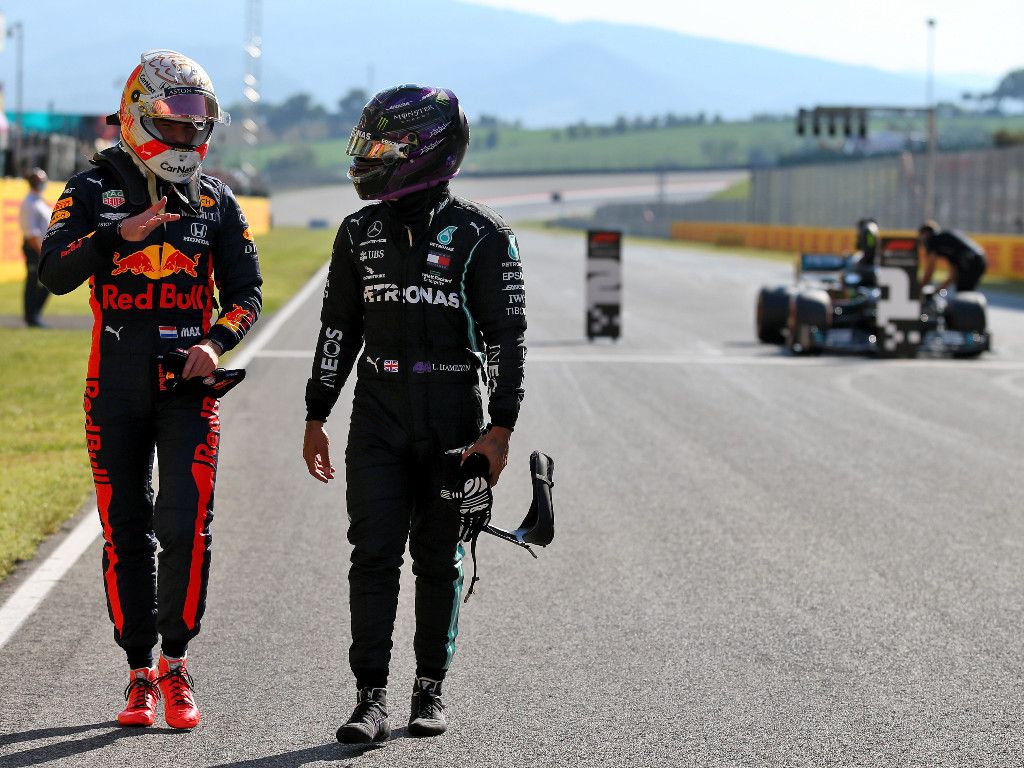1024x768 Max Verstappen And Lewis Hamilton Wallpaper