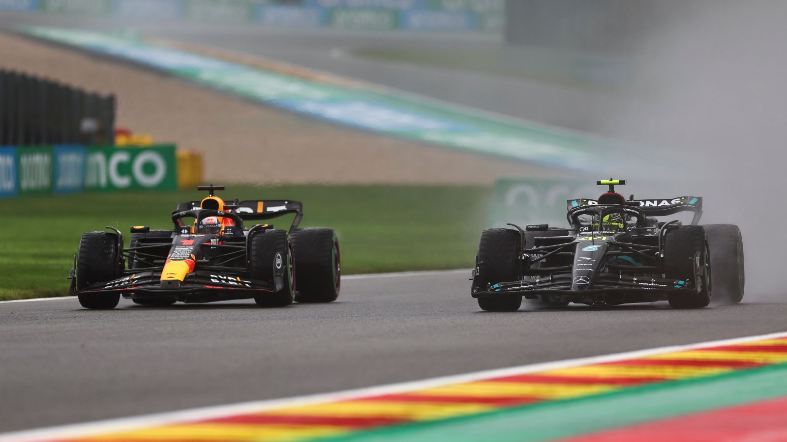 1600x900 Lewis Hamilton Takes Another Swipe At F1 Rival Max Verstappen
