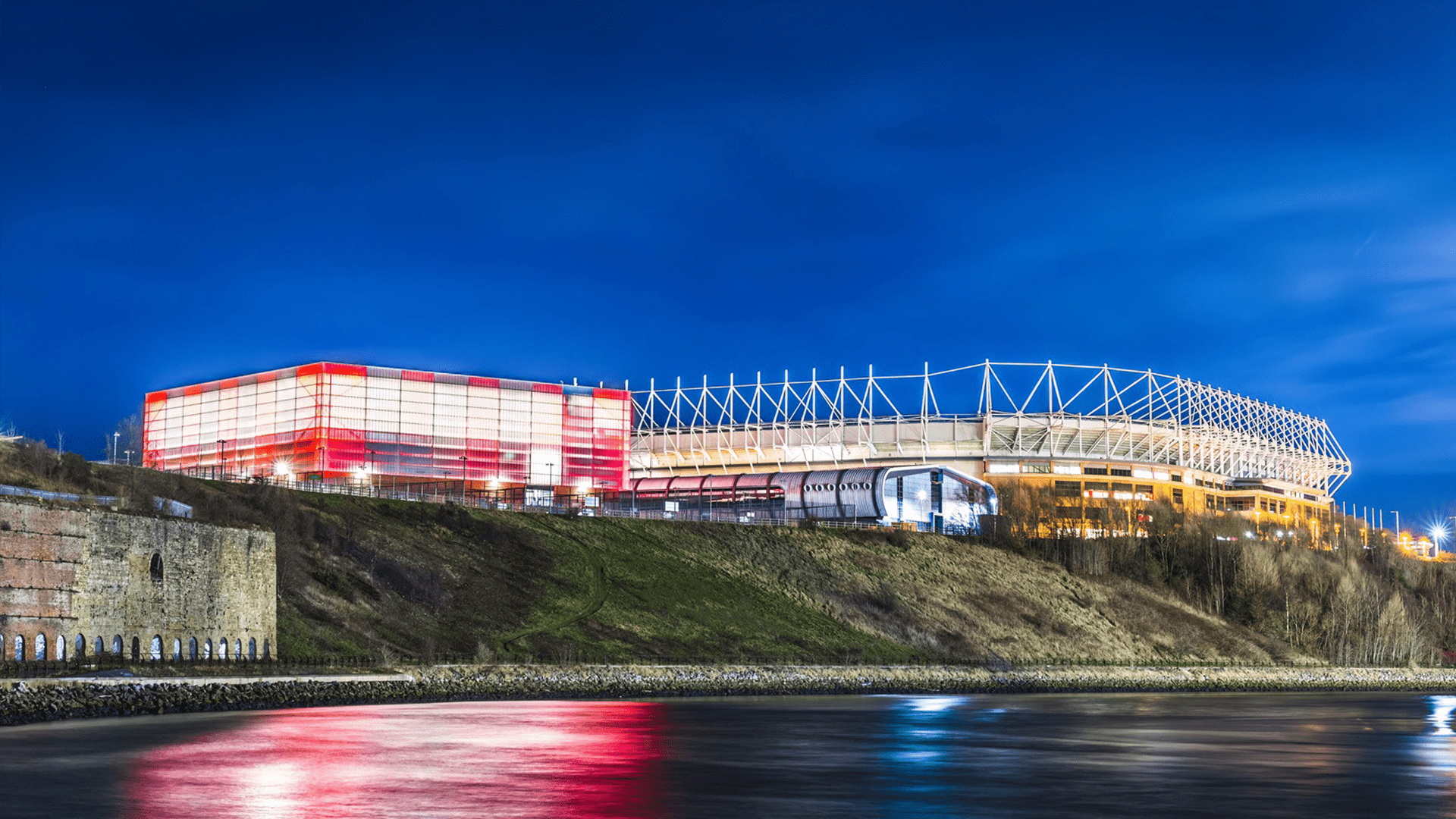 1920x1080 Sunderland landmarks to light red and white for Foundation of Light Matchday