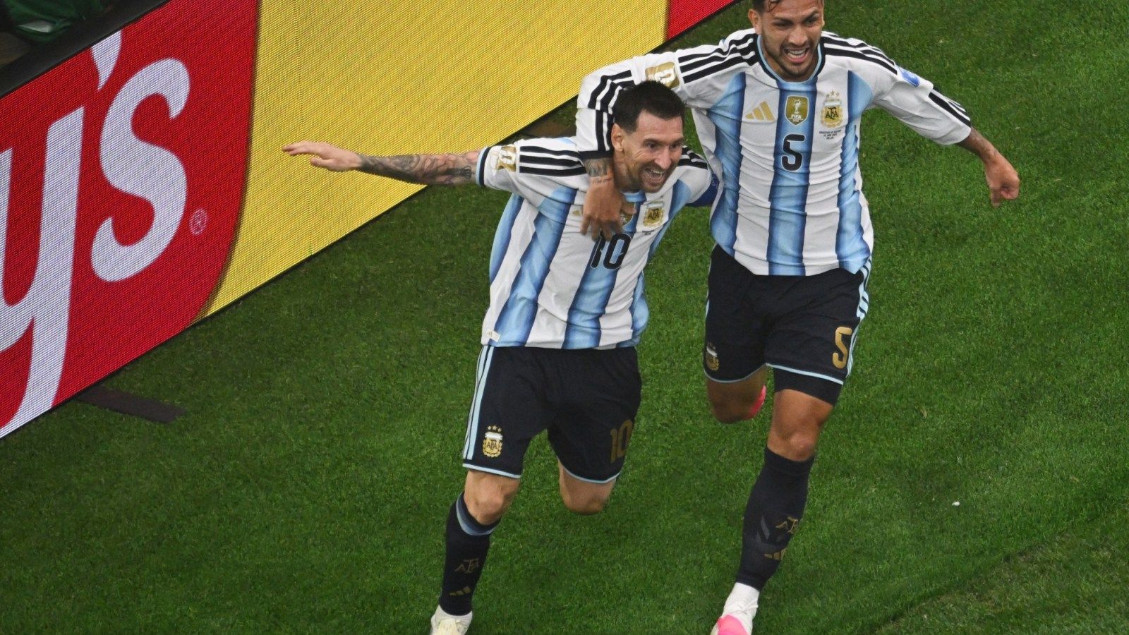 1600x900 SOCCER: Messi breaks World Cup scoring record in Argentina's win