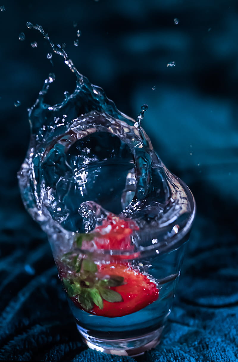 800x1216 Spray, splash, liquid, glass, blue, HD wallpaper