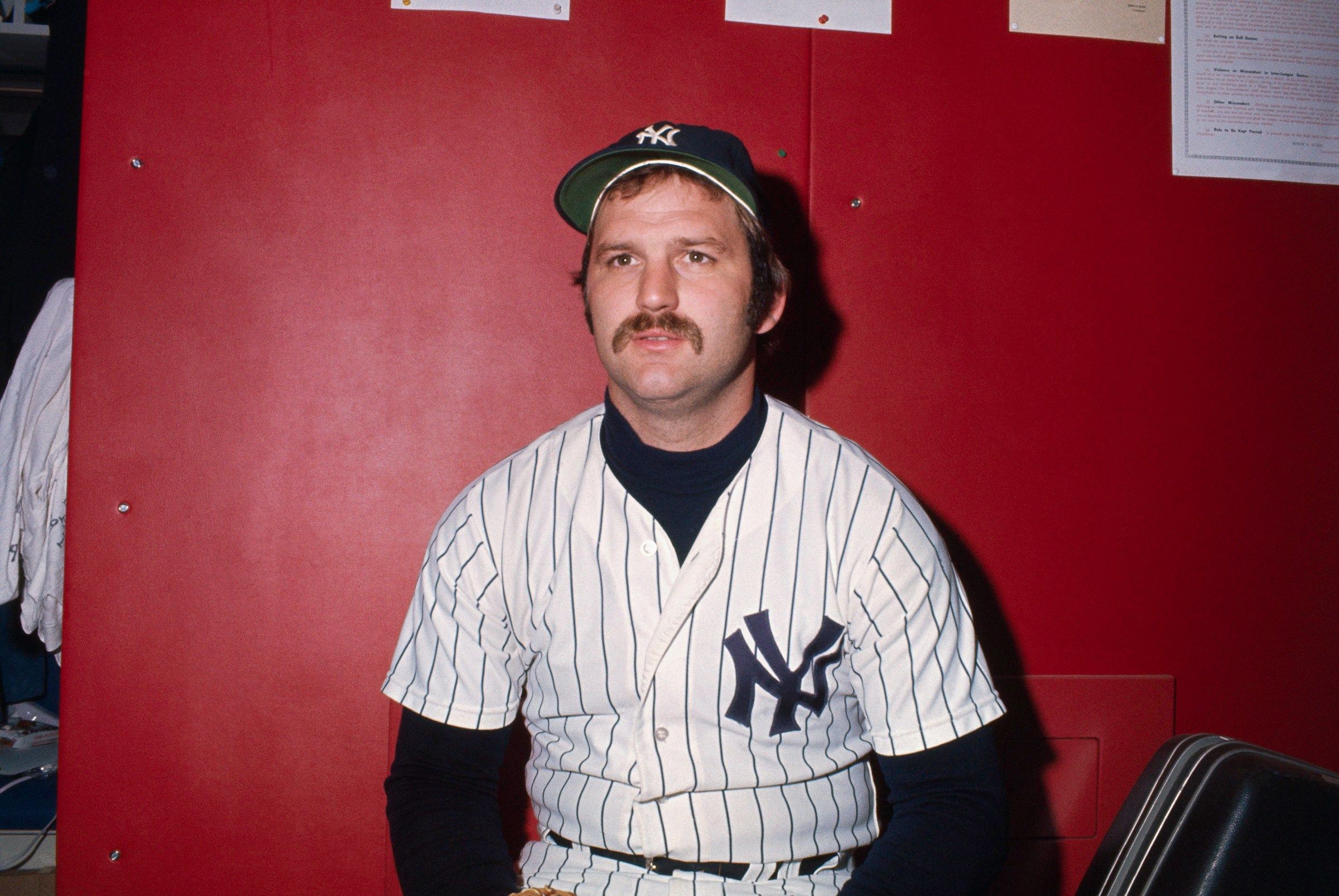2400x1606 Today's Yankees Birthday: Thurman Munson