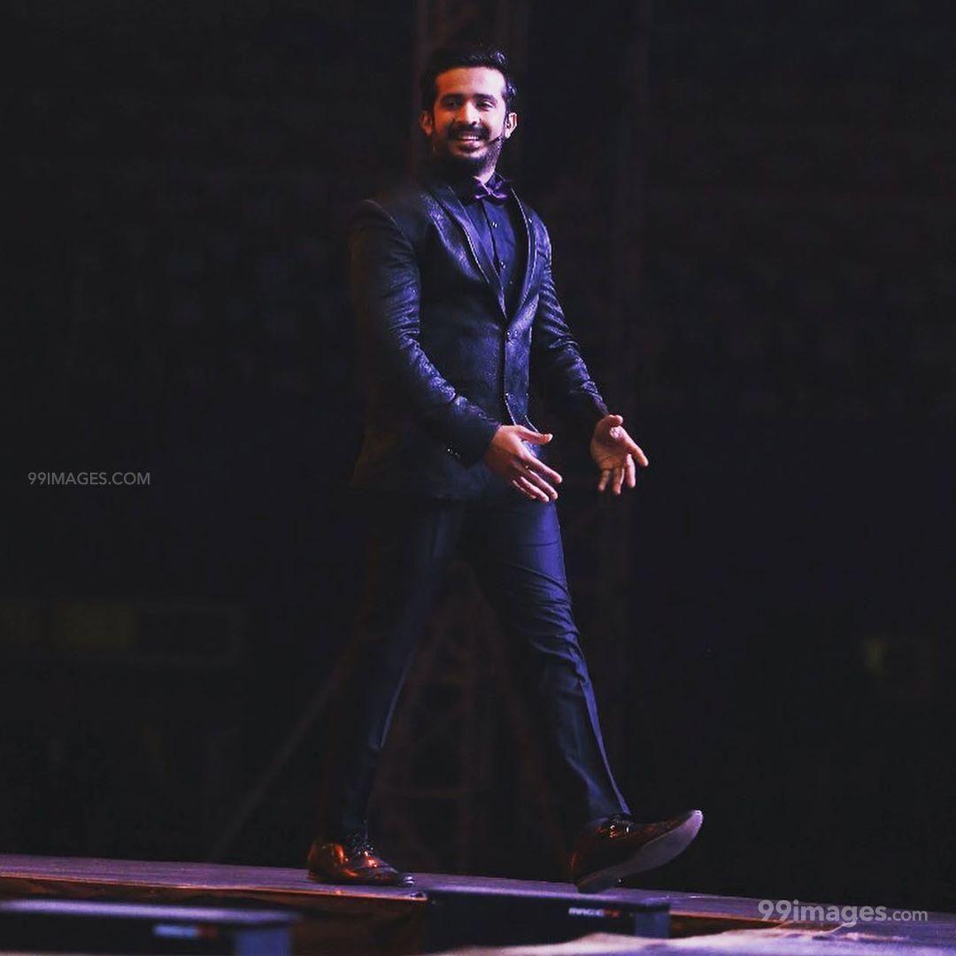 1080x1080 Anchor Ravi HD Wallpaper (Desktop Background / Android / iPhone) (1080p, 4k) (1080x1080) (2020)