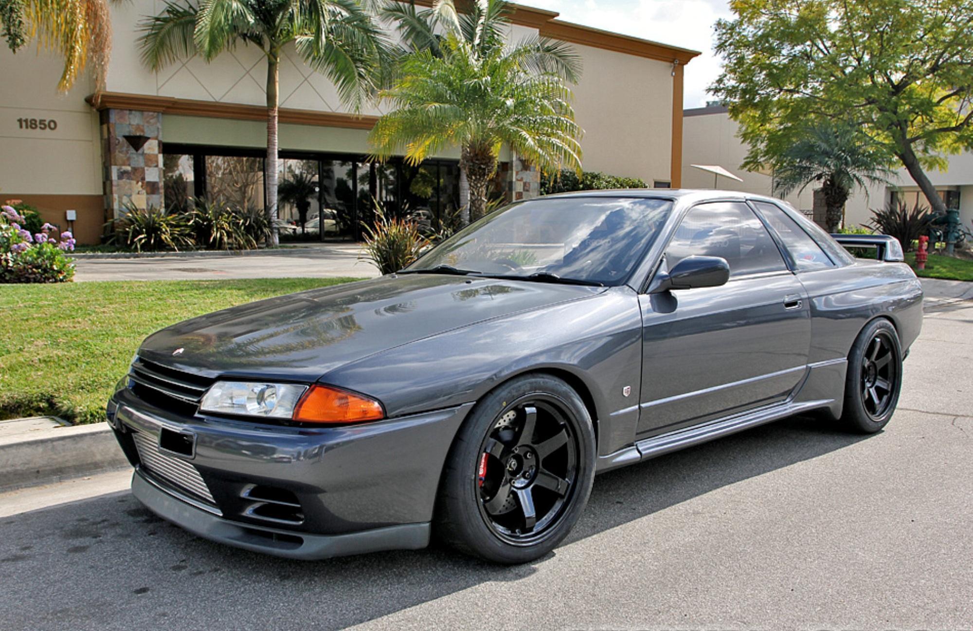 2000x1297 Nissan Skyline R32 HD desktop wallpaper : Widescreen : High Definition