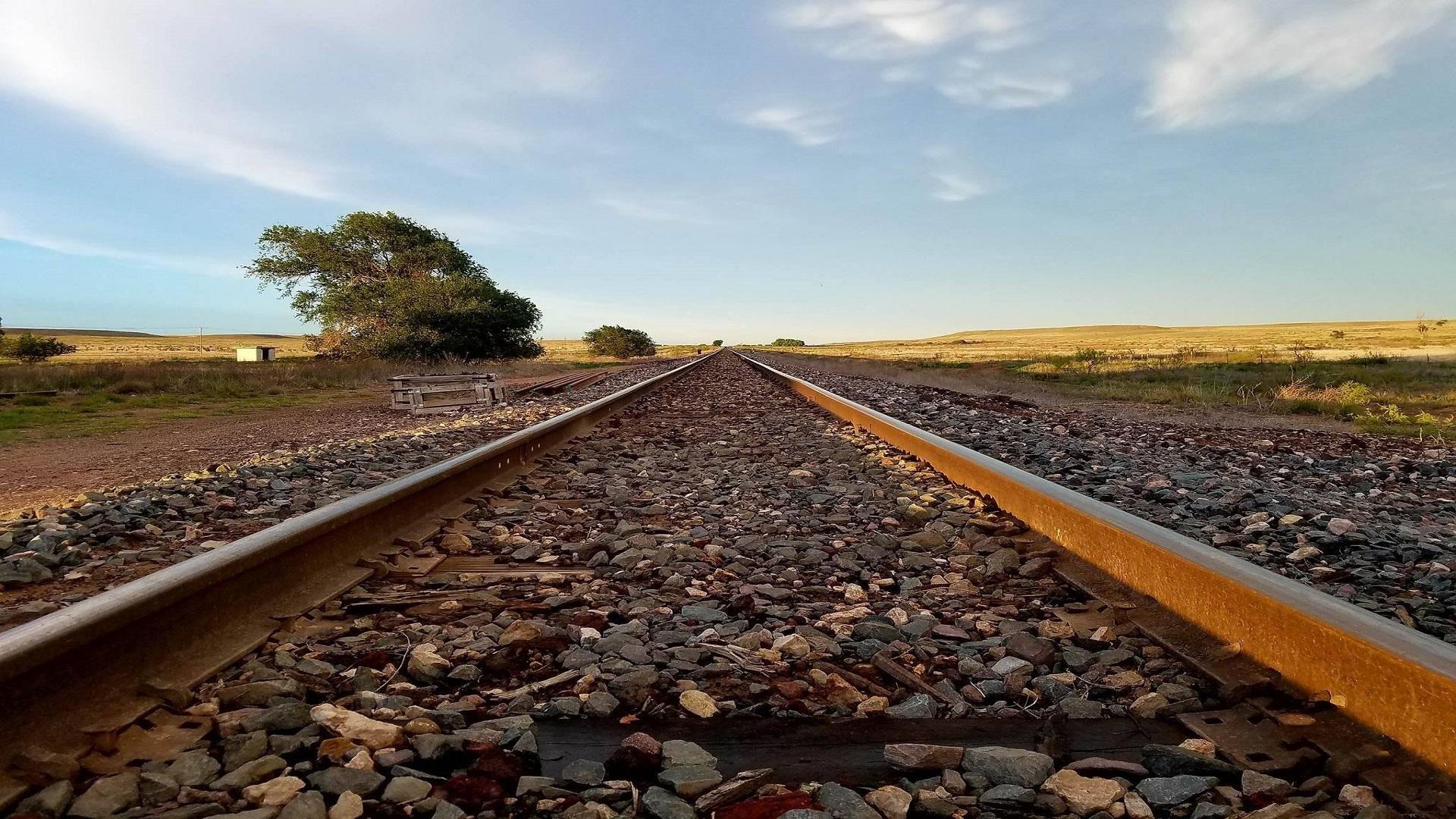 1920x1080 OC) A Railroad at sunset in New Mexico [1920x1080]. Wallpaper, High quality wallpaper, R wallpaper