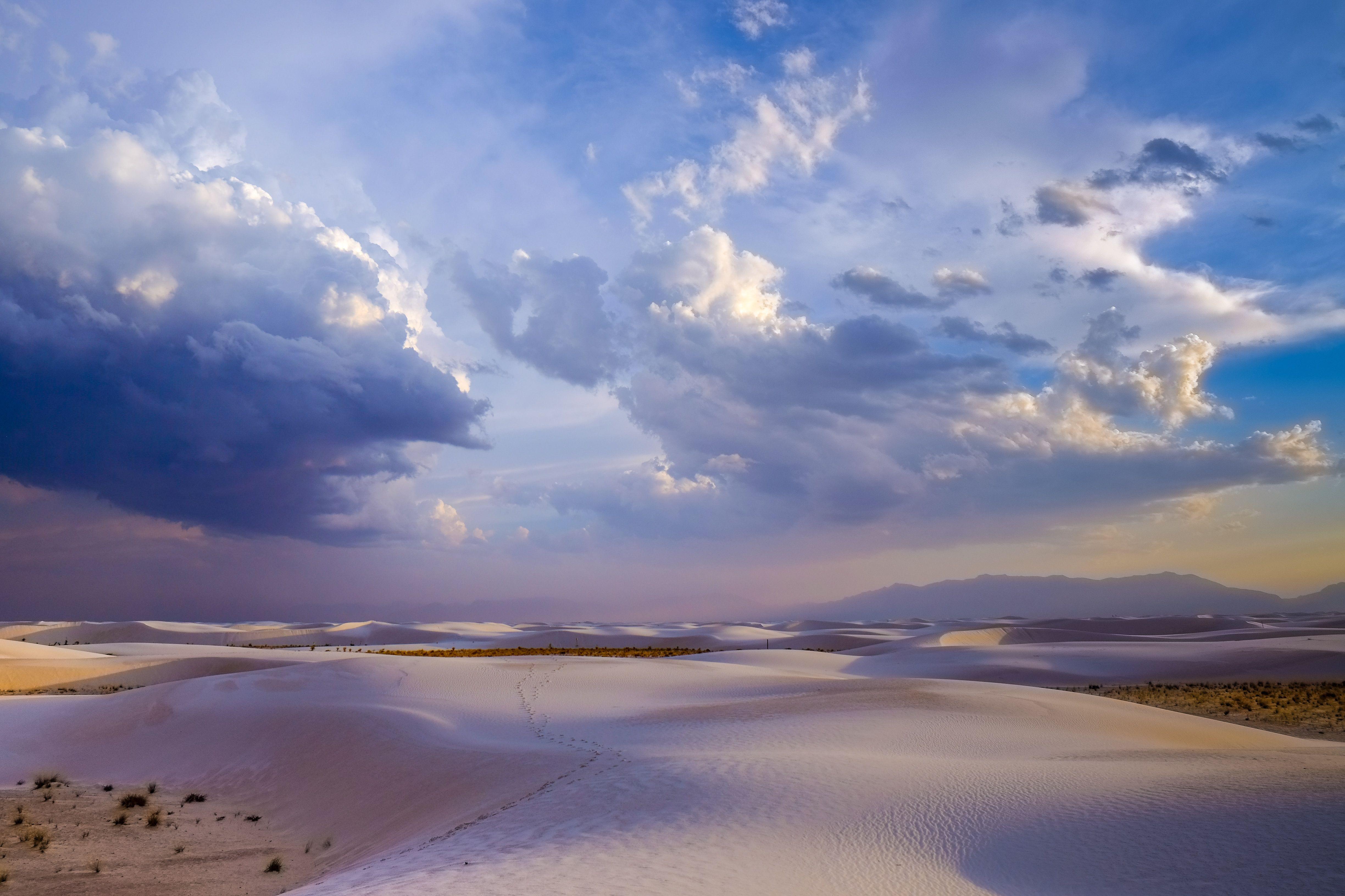 4896x3264 White Sands, New Mexico (Photo credit to Meredith Fontana) [4896 x 3264]