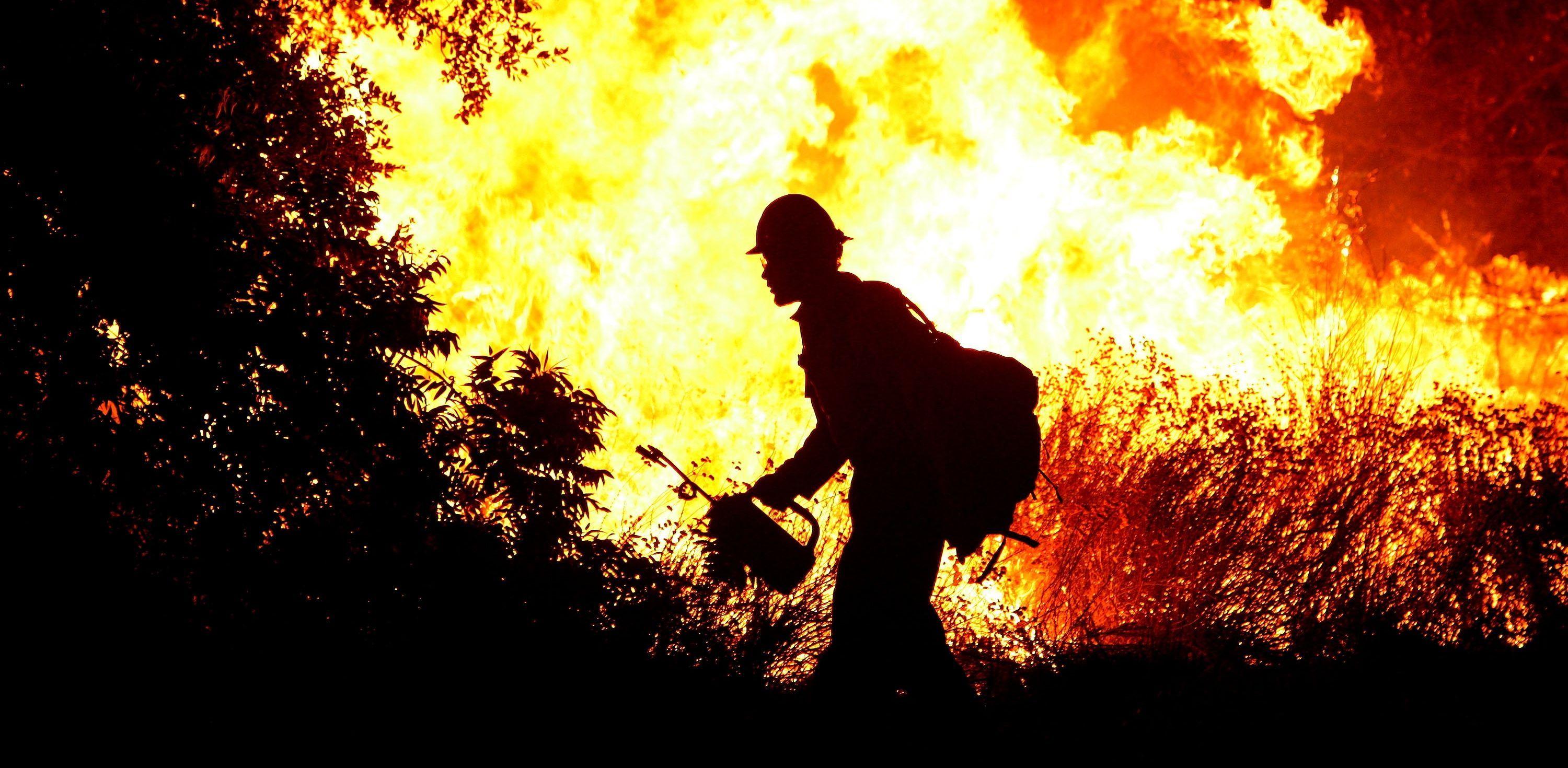 3000x1470 Volunteer Firefighter Wallpaper. Female Firefighter Wallpaper, Patriotic Firefighter Wallpaper and Firefighter Battlefield 3 Wallpaper