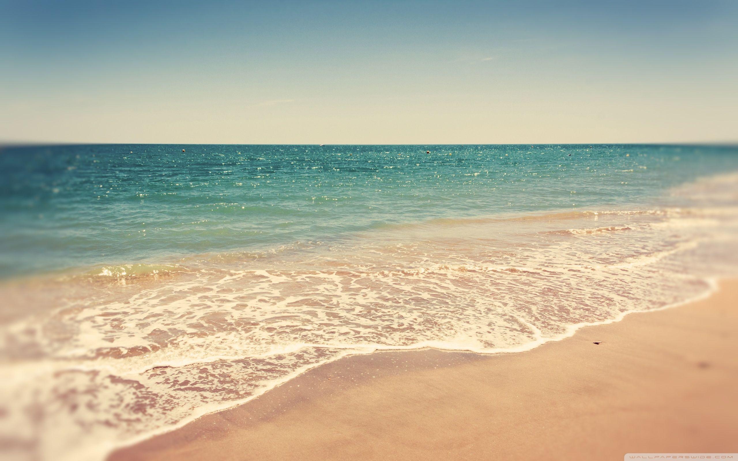2560x1600 Summer Beach Wallpaper
