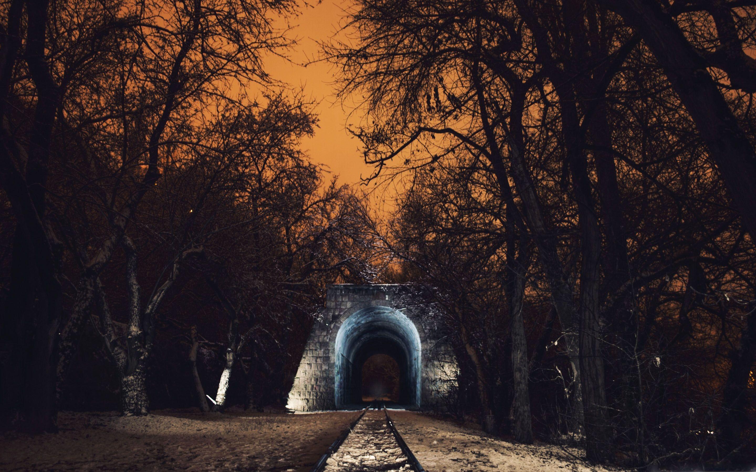 2880x1800 Armenia Yerevan Railway Park MacBook Air Wallpaper Download