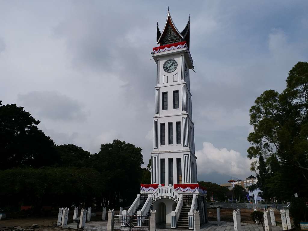 1024x768 Jam gadang Image: PICRYL Domain Media Search Engine Public Domain Search