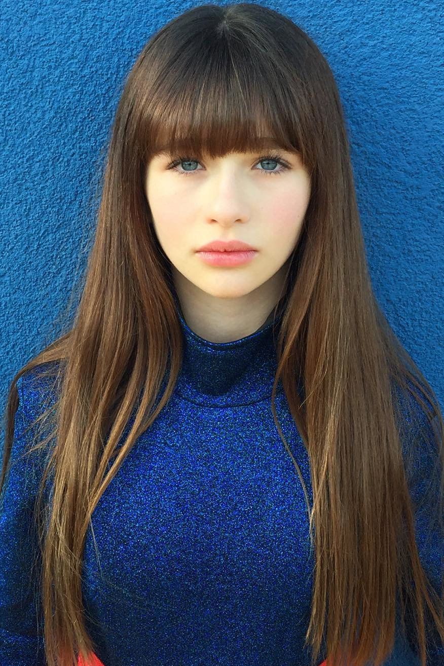 876x1314 Malina Weissman Image