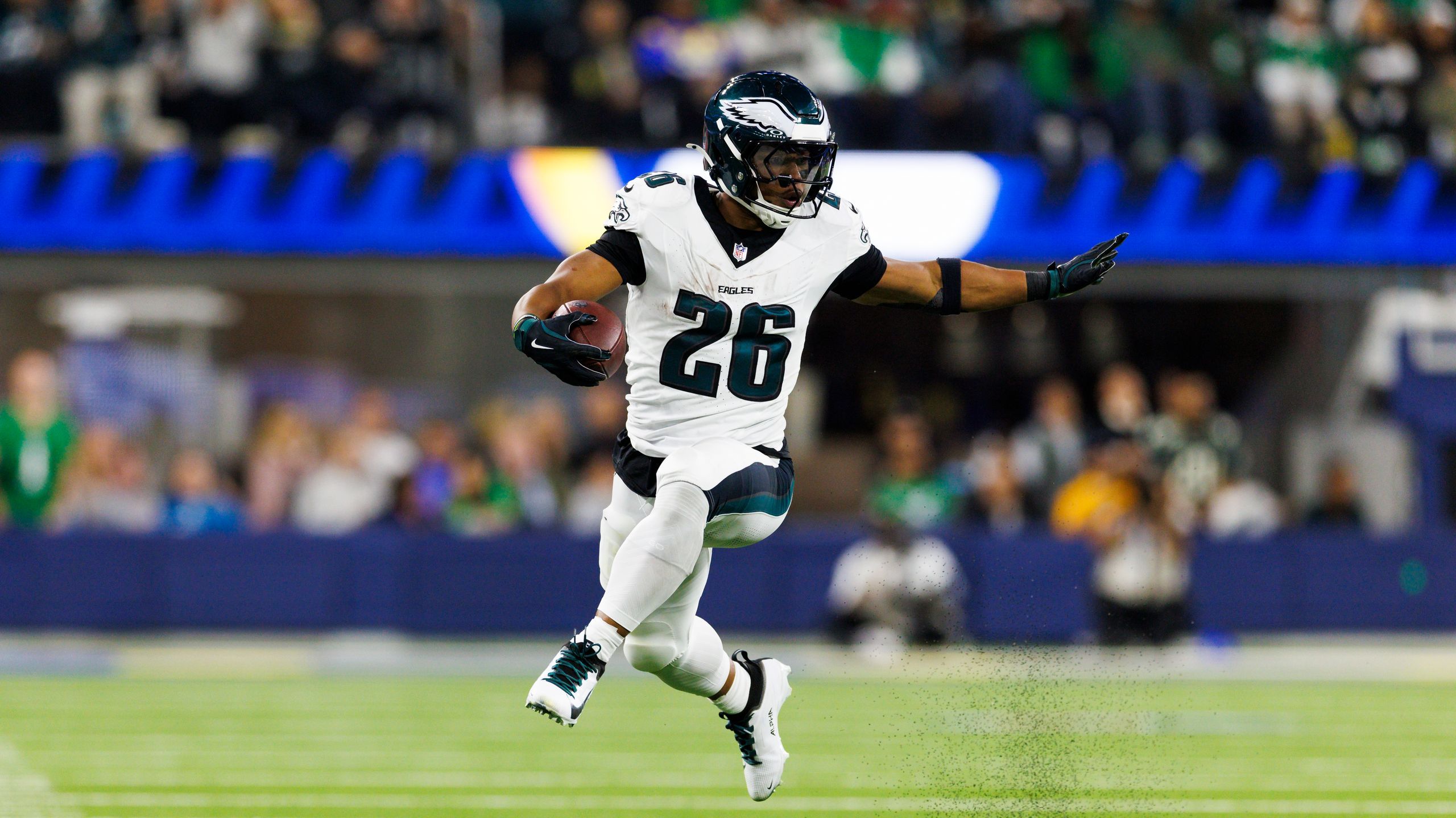 2560x1440 Saquon Barkley Is Superman Again