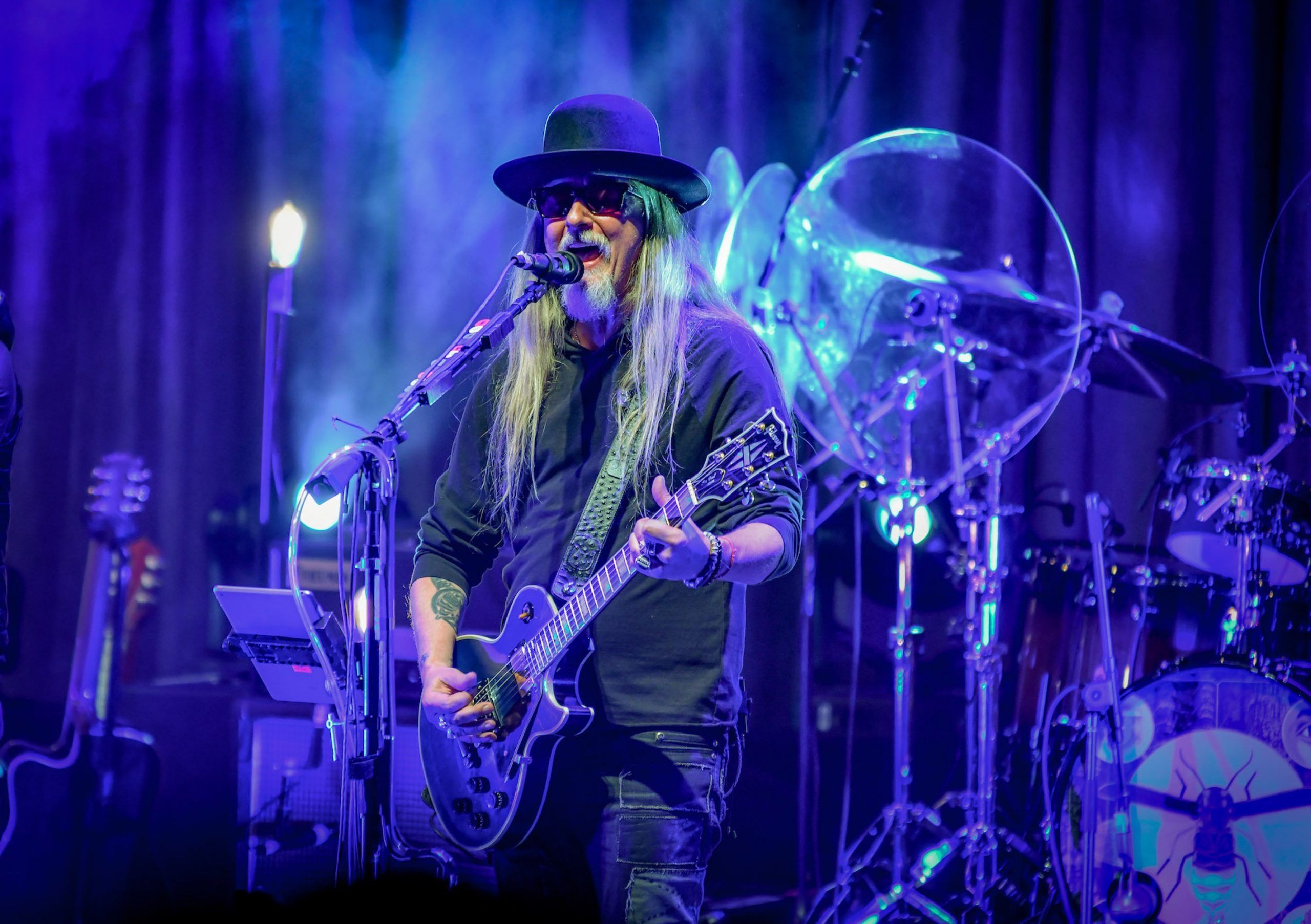 2560x1805 Jerry Cantrell Wallpaper