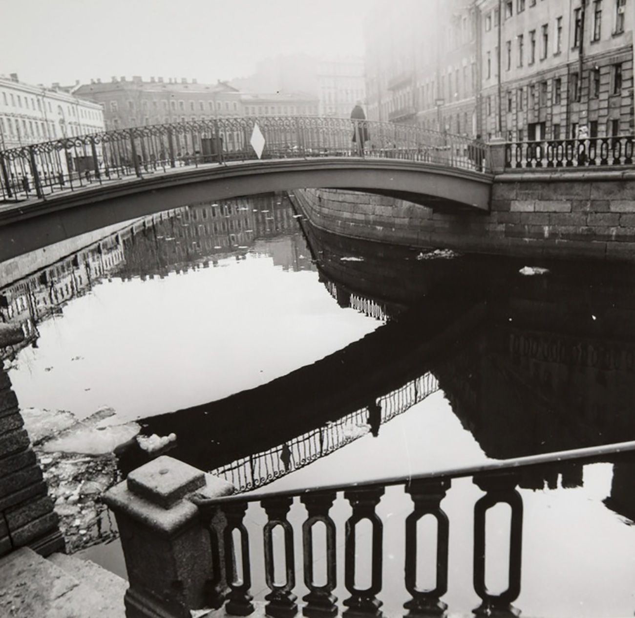 1300x1264 Cozy winter Leningrad in Soviet retro PHOTOS