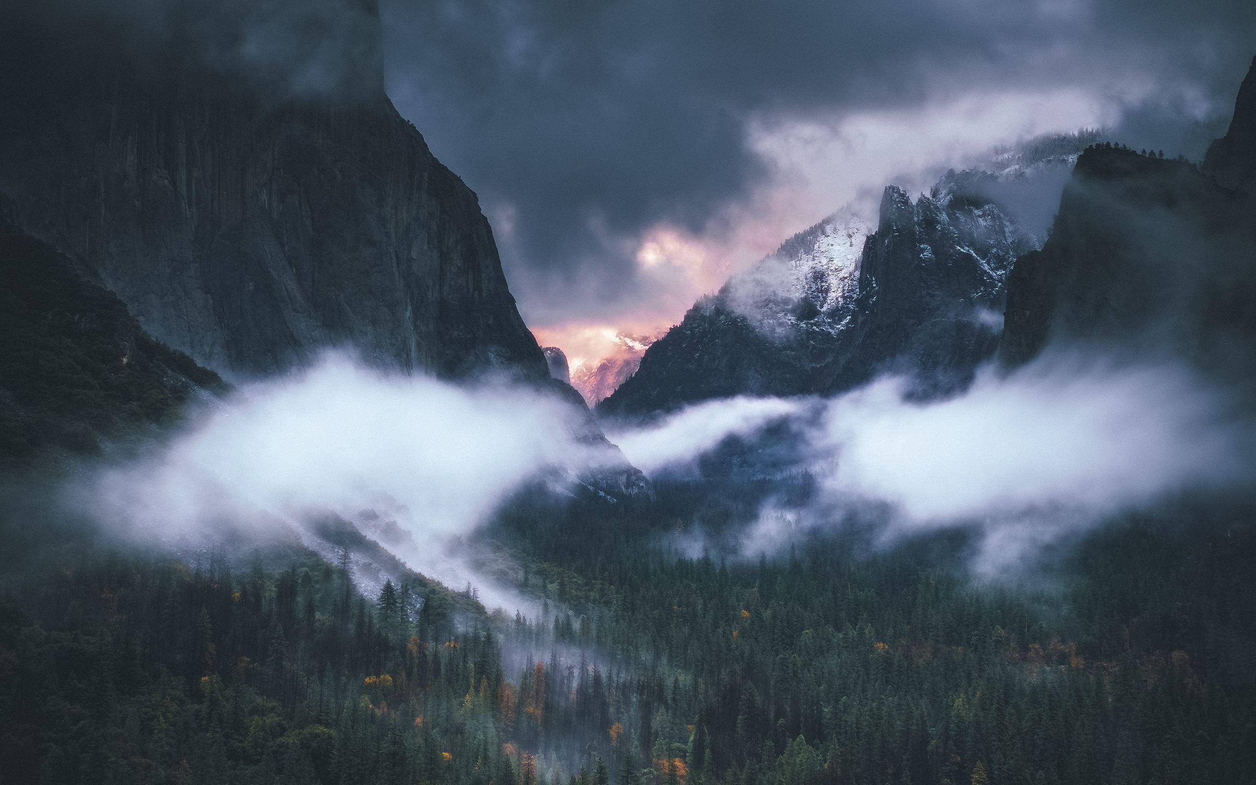 2560x1600 Download wallpaper 2560x1600 mountains, fog, night, sky, grass, dark widescreen 16:10 HD background