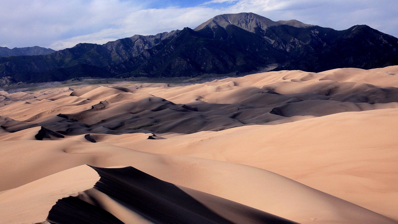 1600x900 Why fall is the perfect time to visit Colorado's Great Sand Dunes