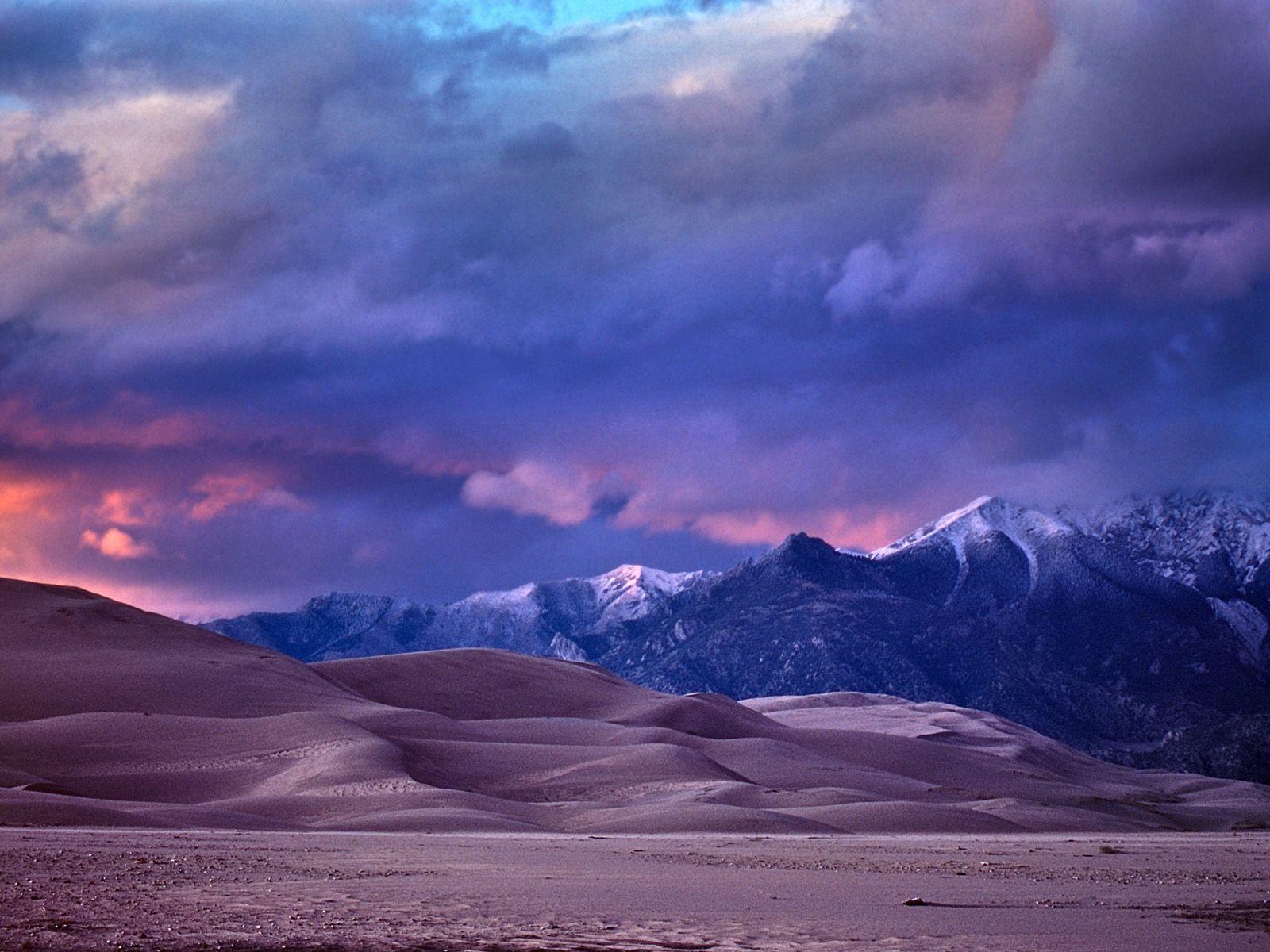 1600x1200 Great Sand Dunes National Park And Preserve Wallpaper
