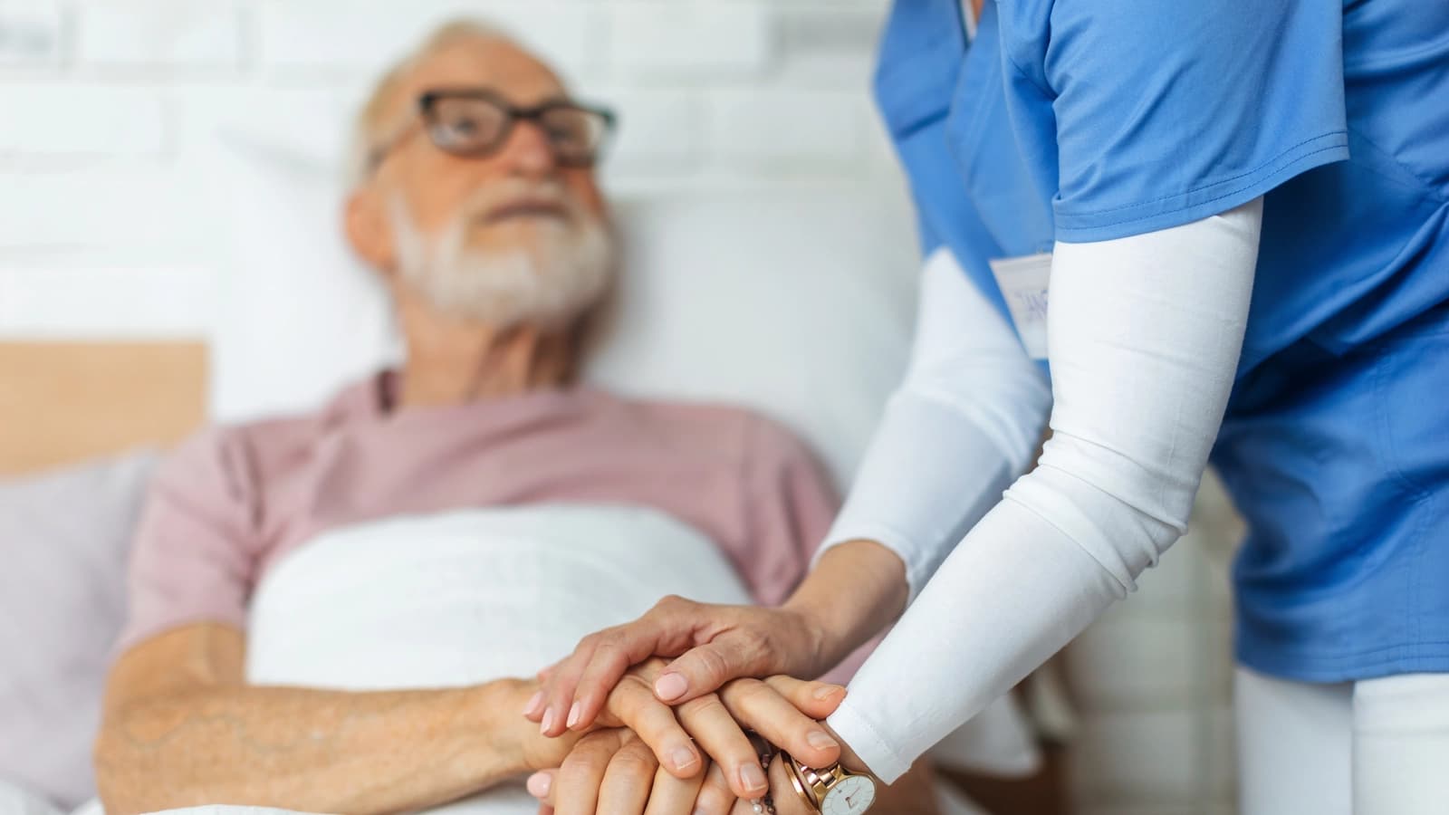 1600x900 Intensive Care