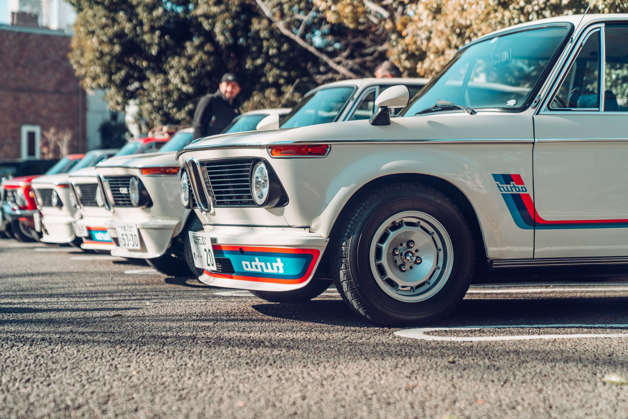 2500x1668 BMW 2002