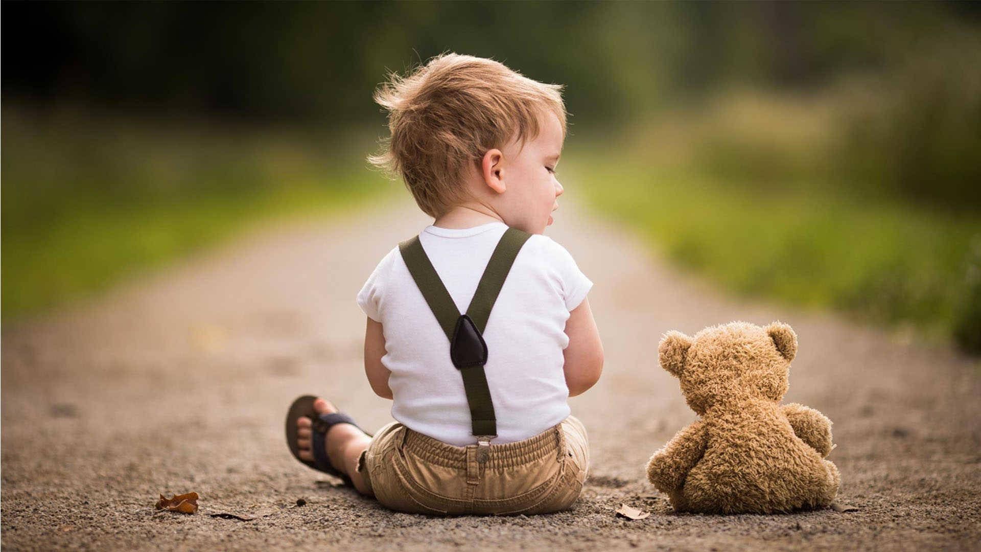 1920x1080 Download Boy Child With Teddy Bear On The Road Wallpaper